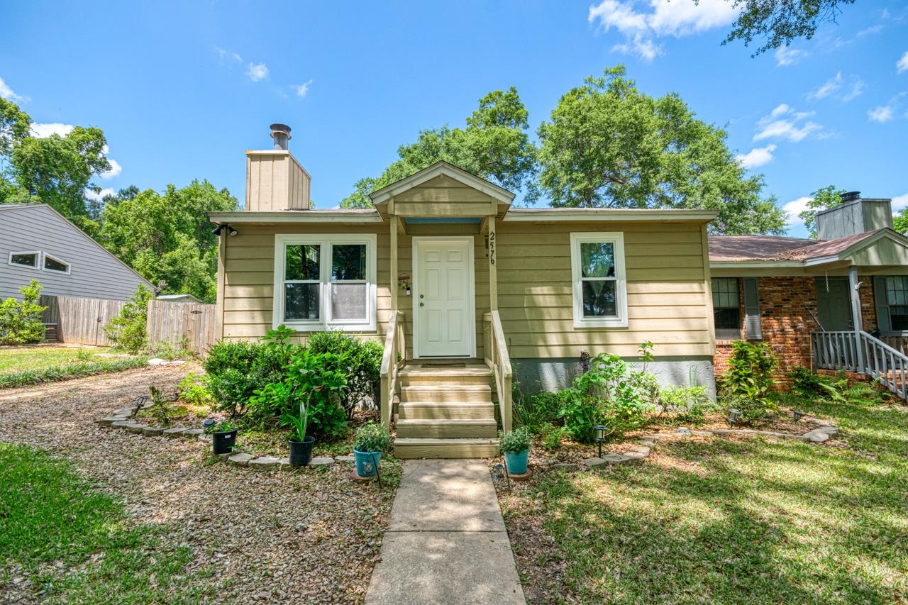 2576 Panther Creek Road