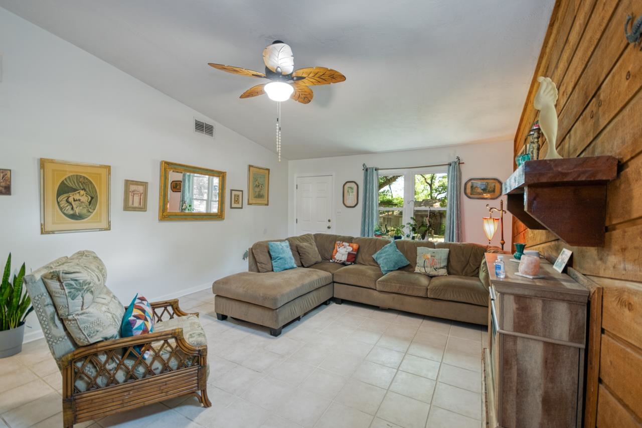 2576 Panther Creek Road