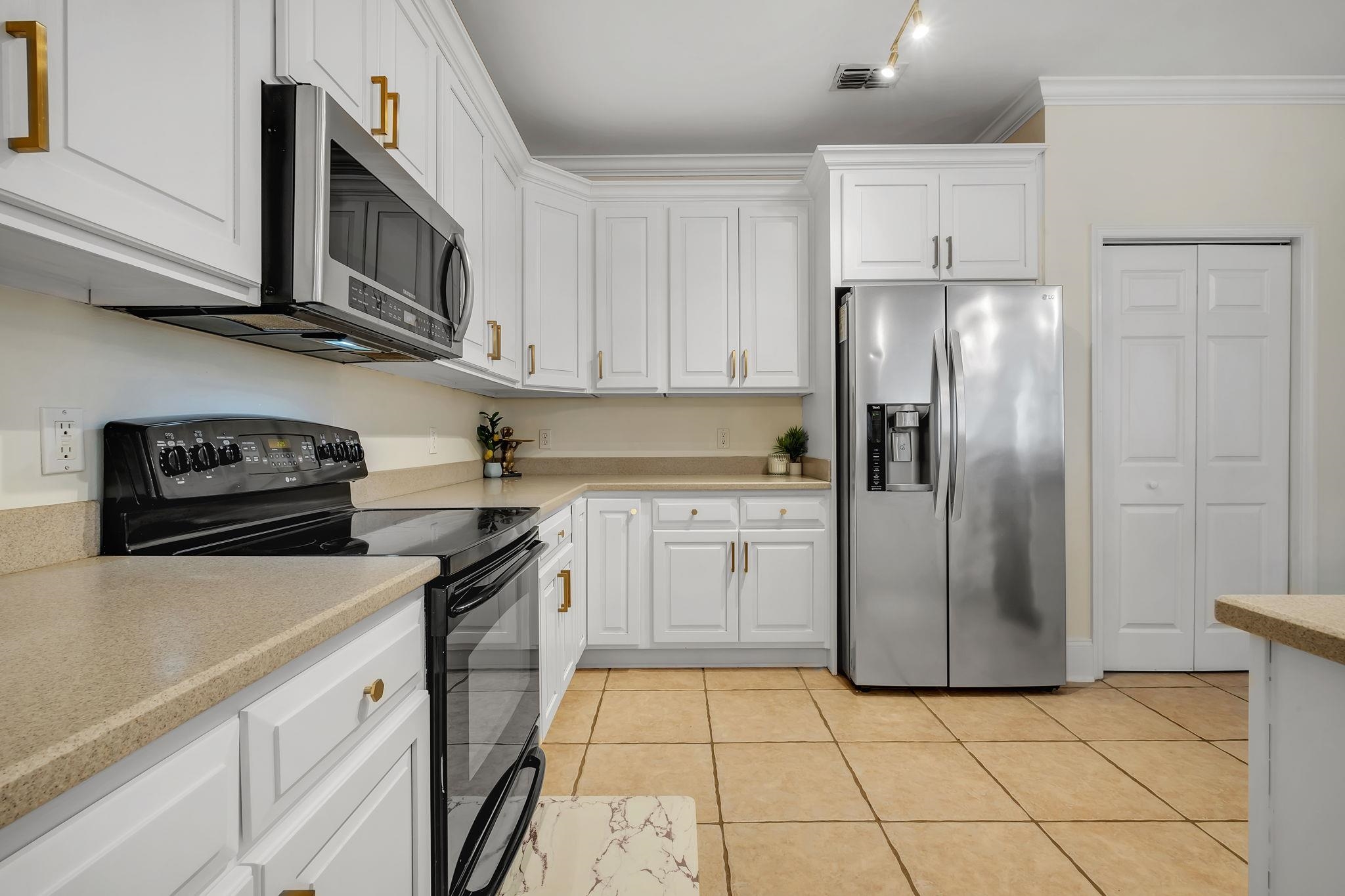 2782 Summer Meadow Lane Unit: -