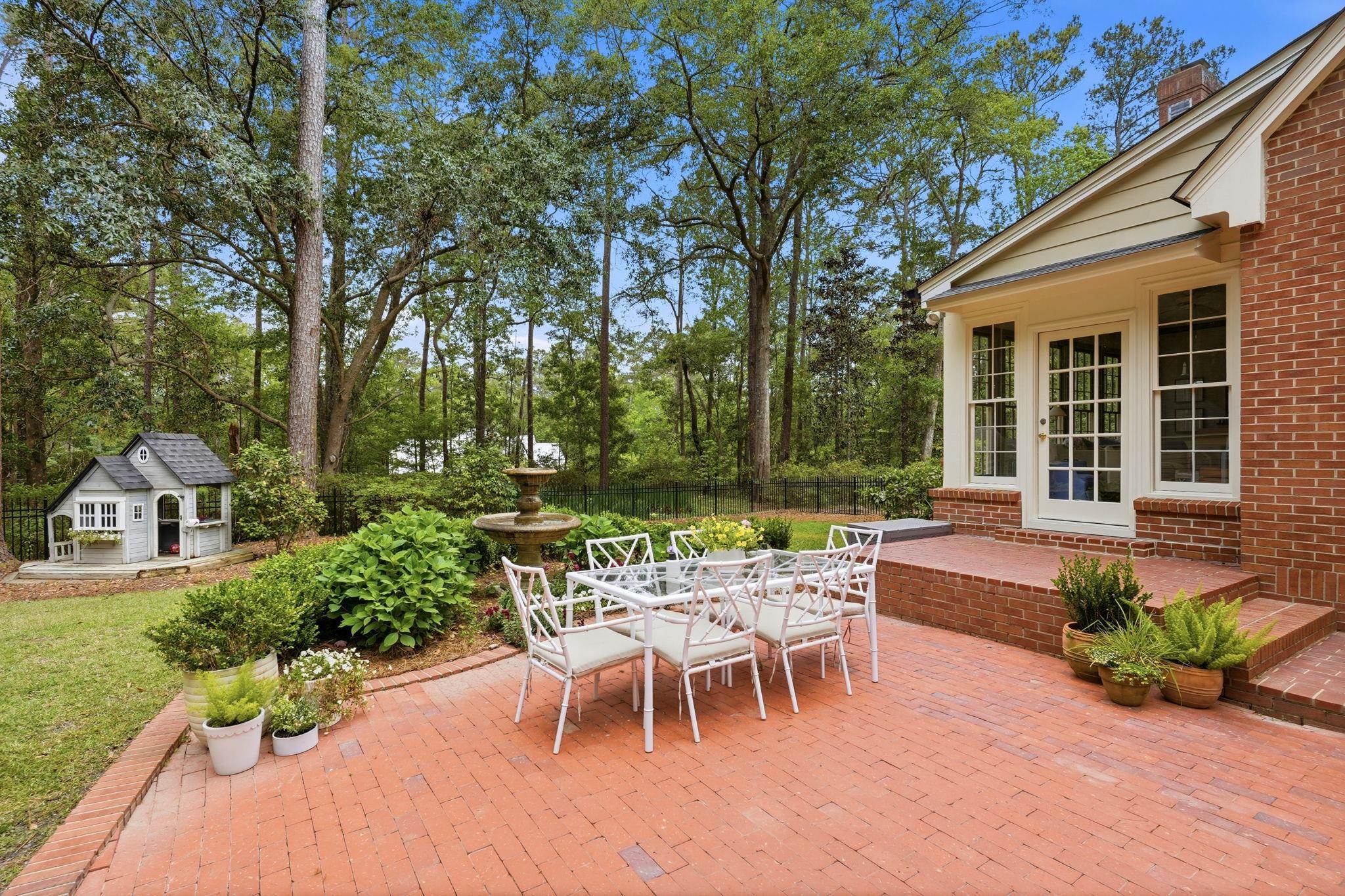 7042 Duck Cove Road