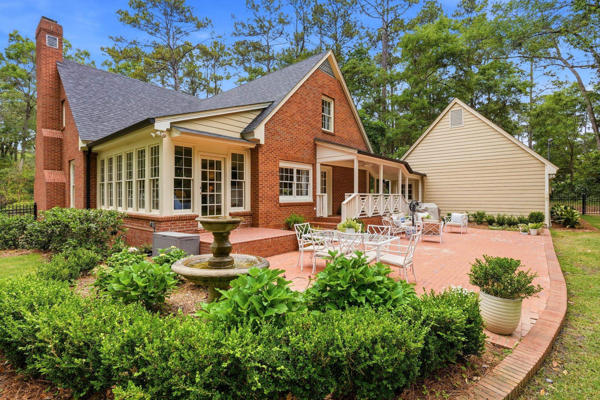 7042 Duck Cove Road