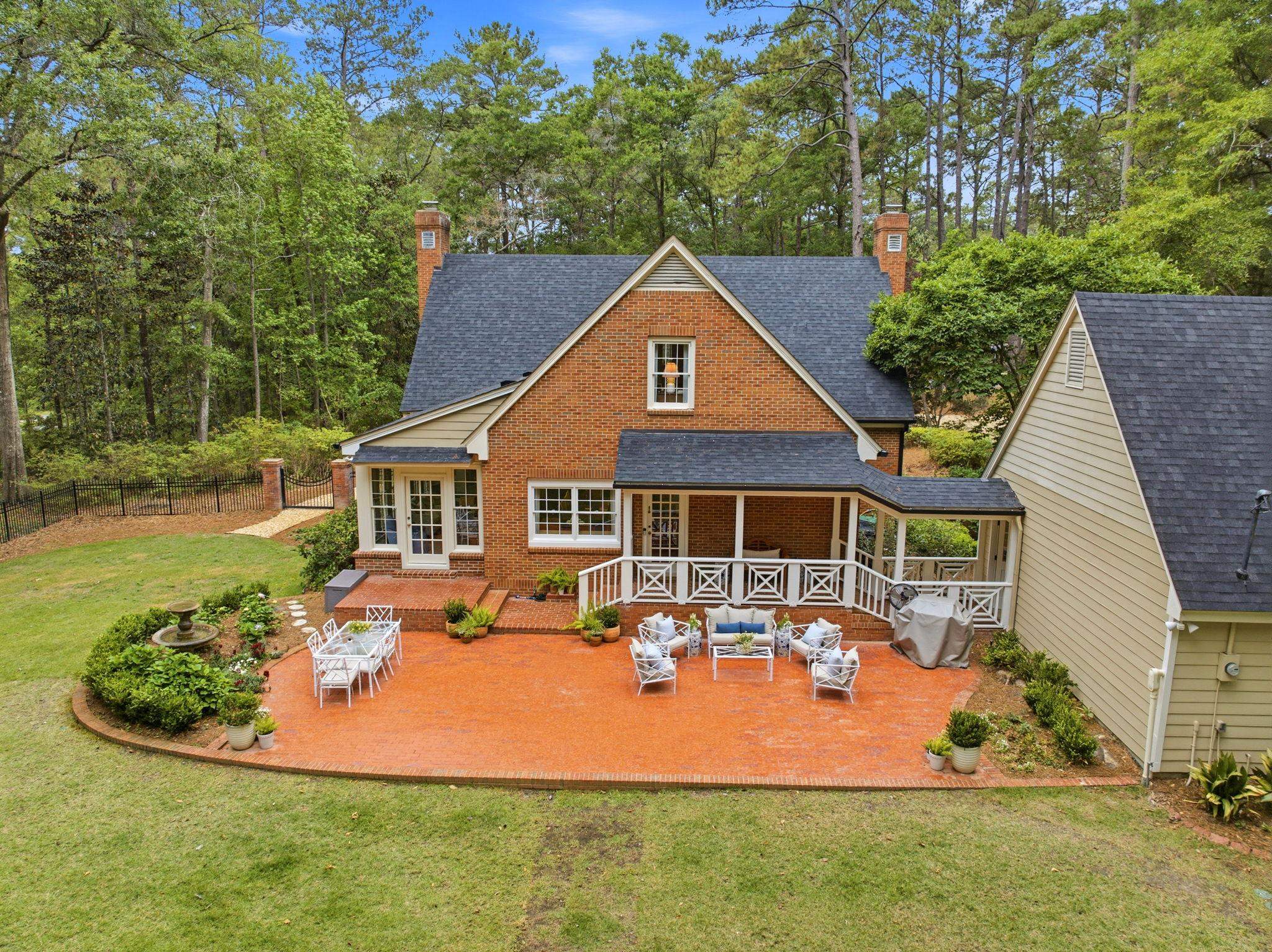 7042 Duck Cove Road