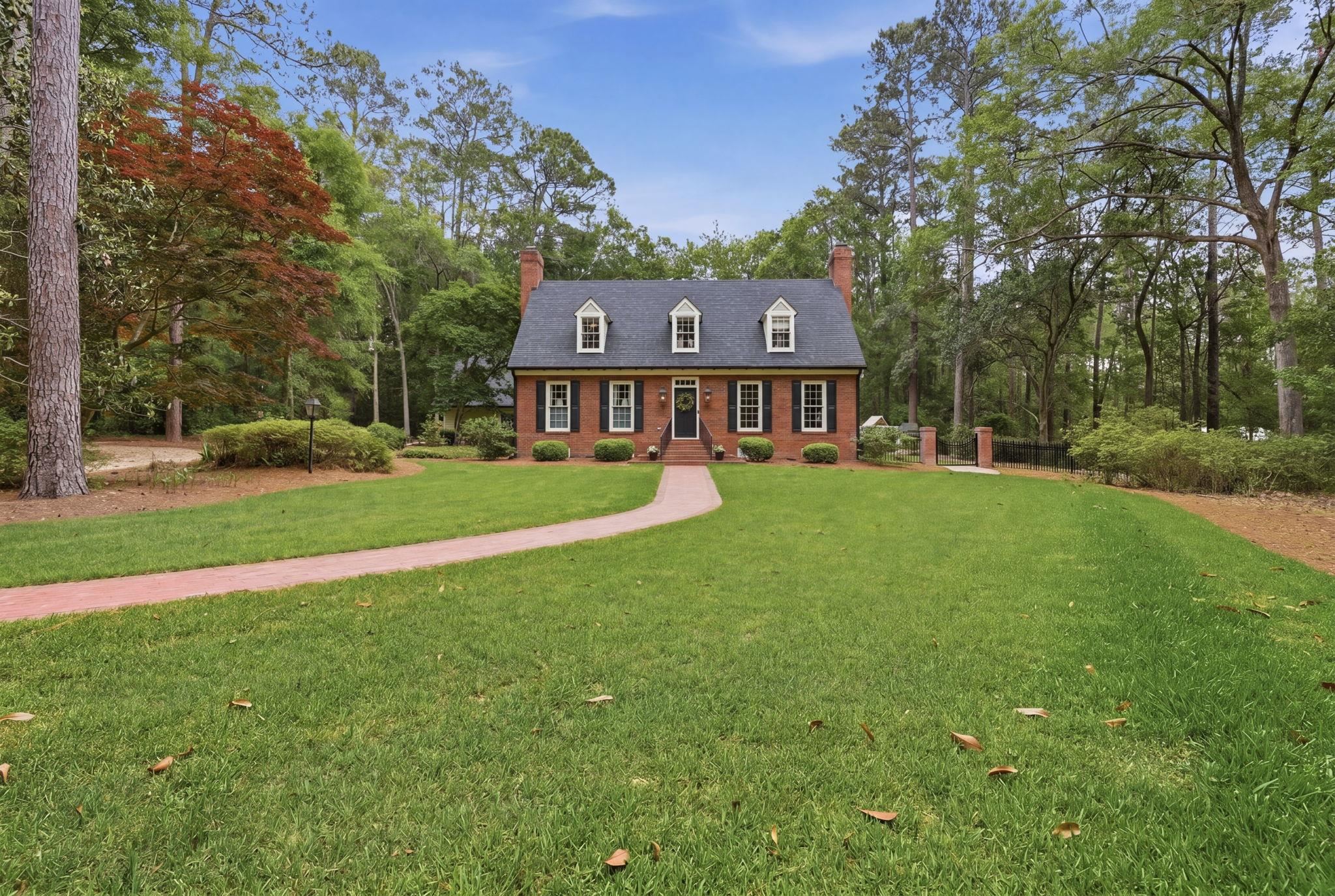 7042 Duck Cove Road