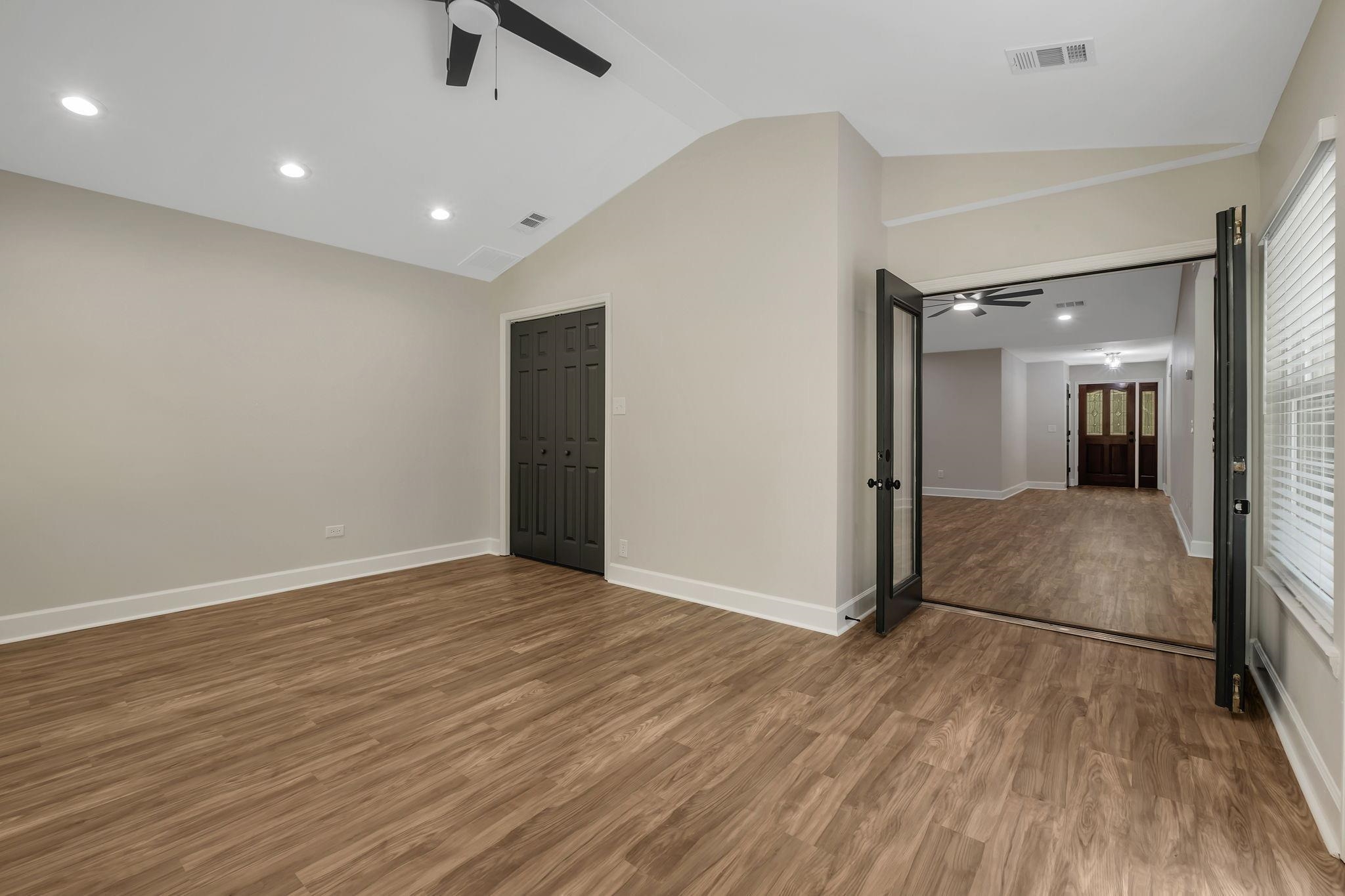 10564 LAKE IAMONIA Drive