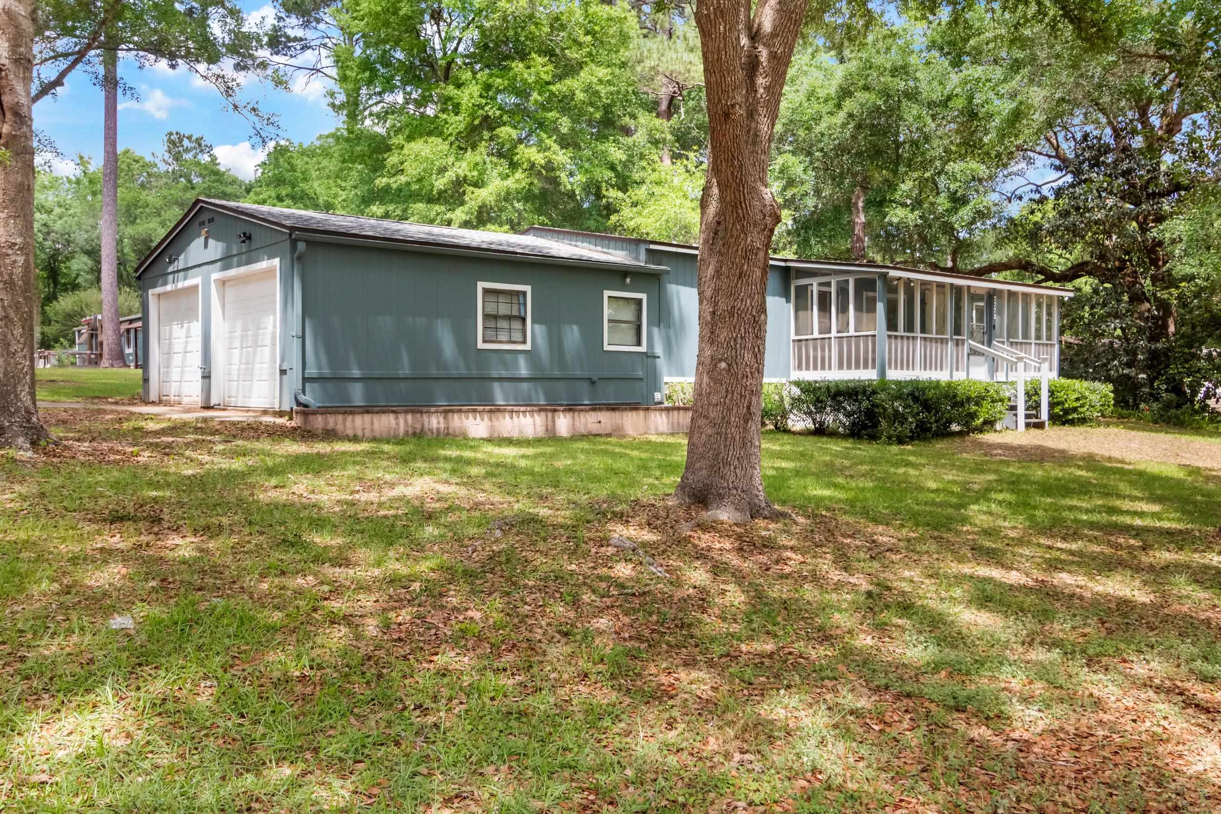 7772 Rocky Comfort Lane