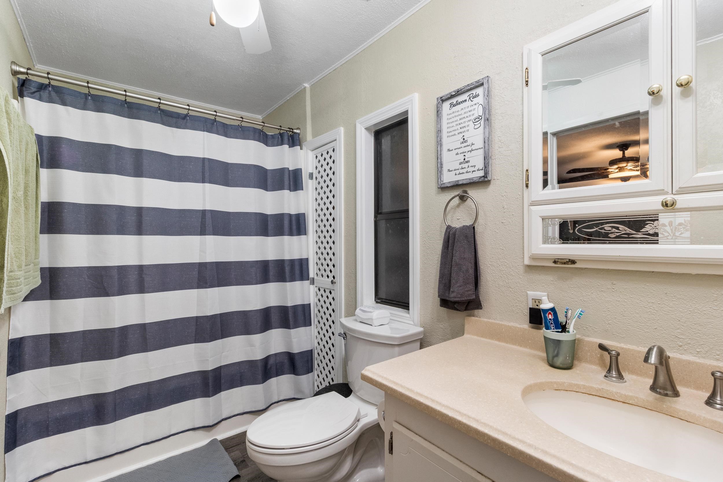 7772 Rocky Comfort Lane
