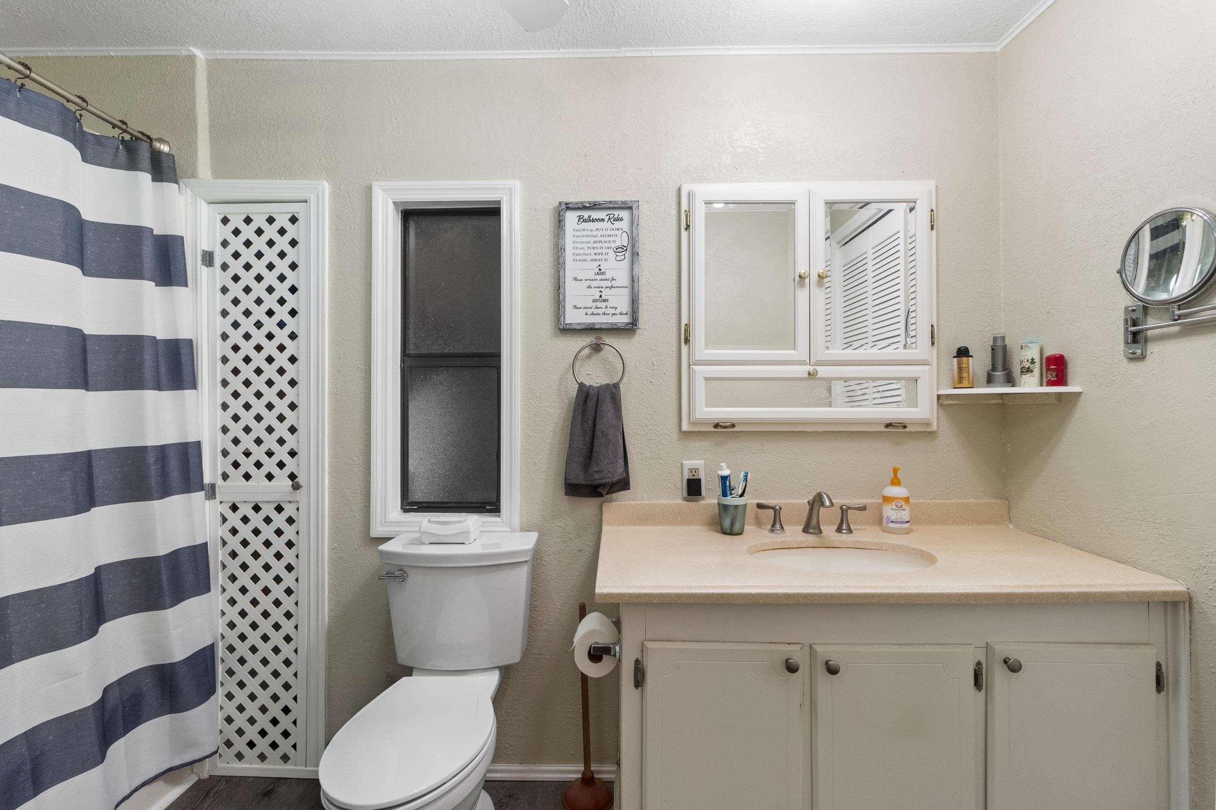 7772 Rocky Comfort Lane