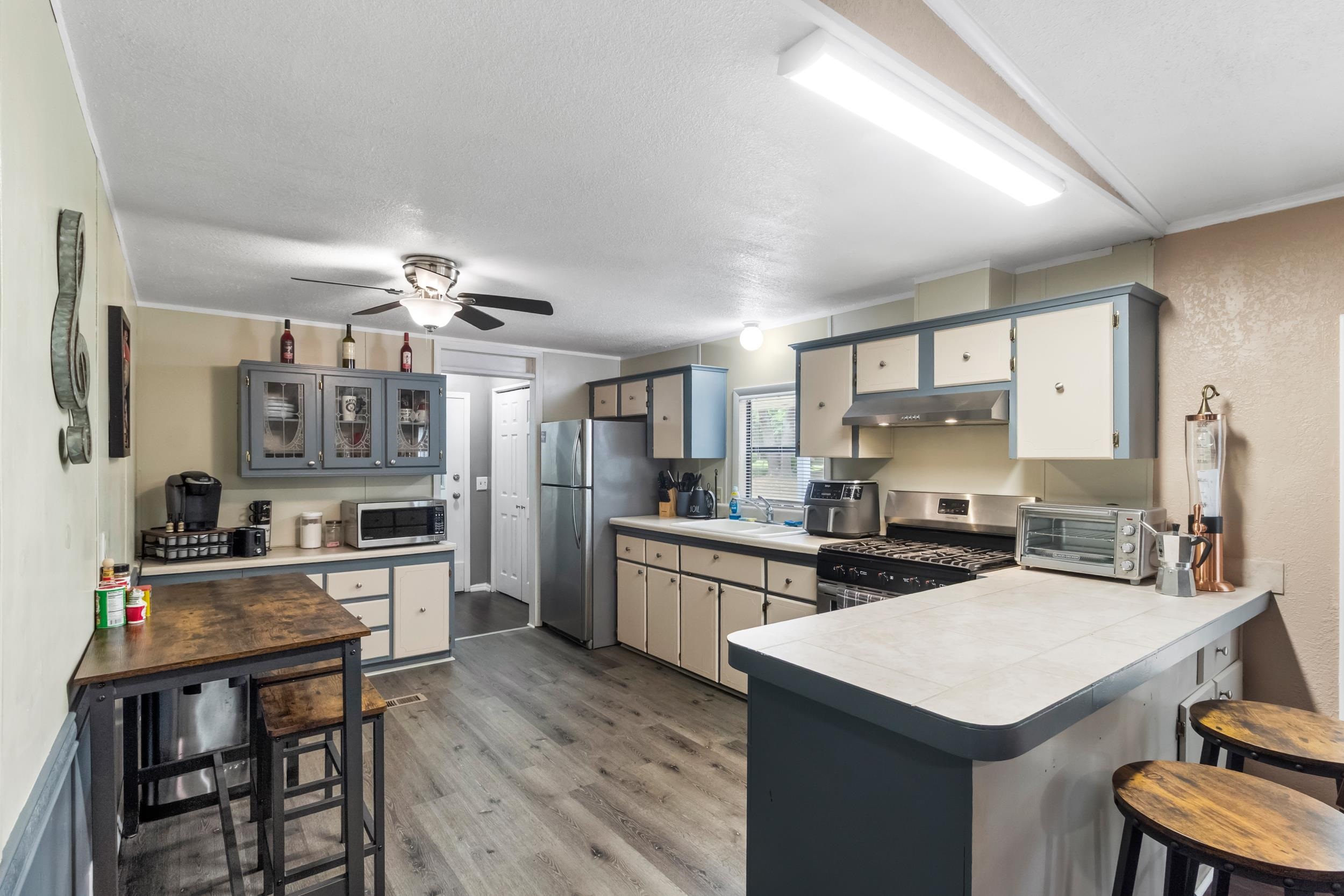 7772 Rocky Comfort Lane