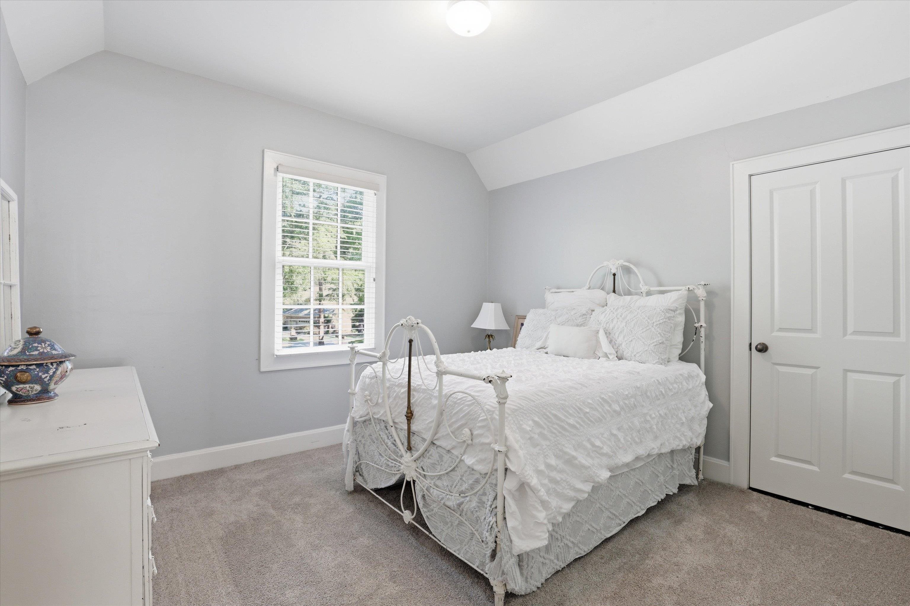 5992 Hardy Croom Court