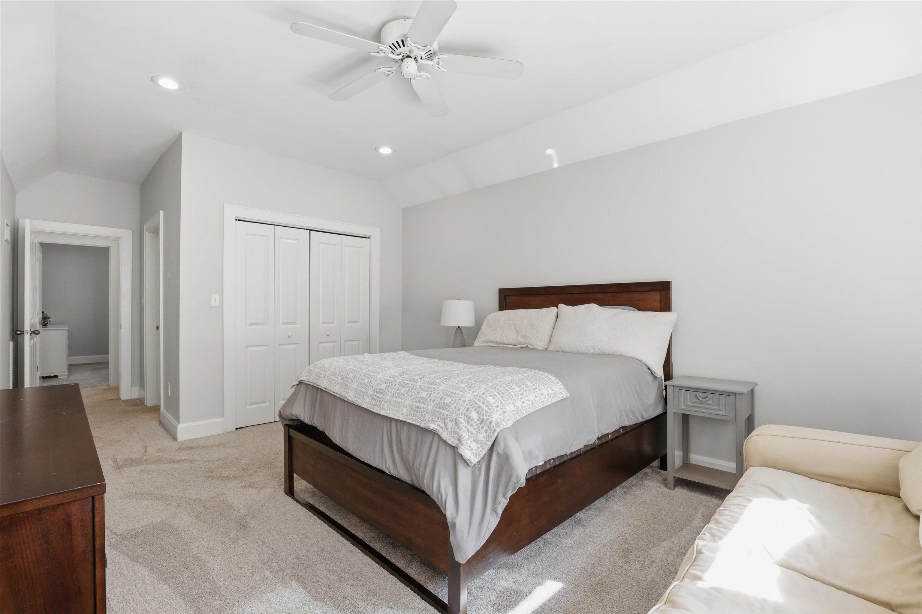 5992 Hardy Croom Court