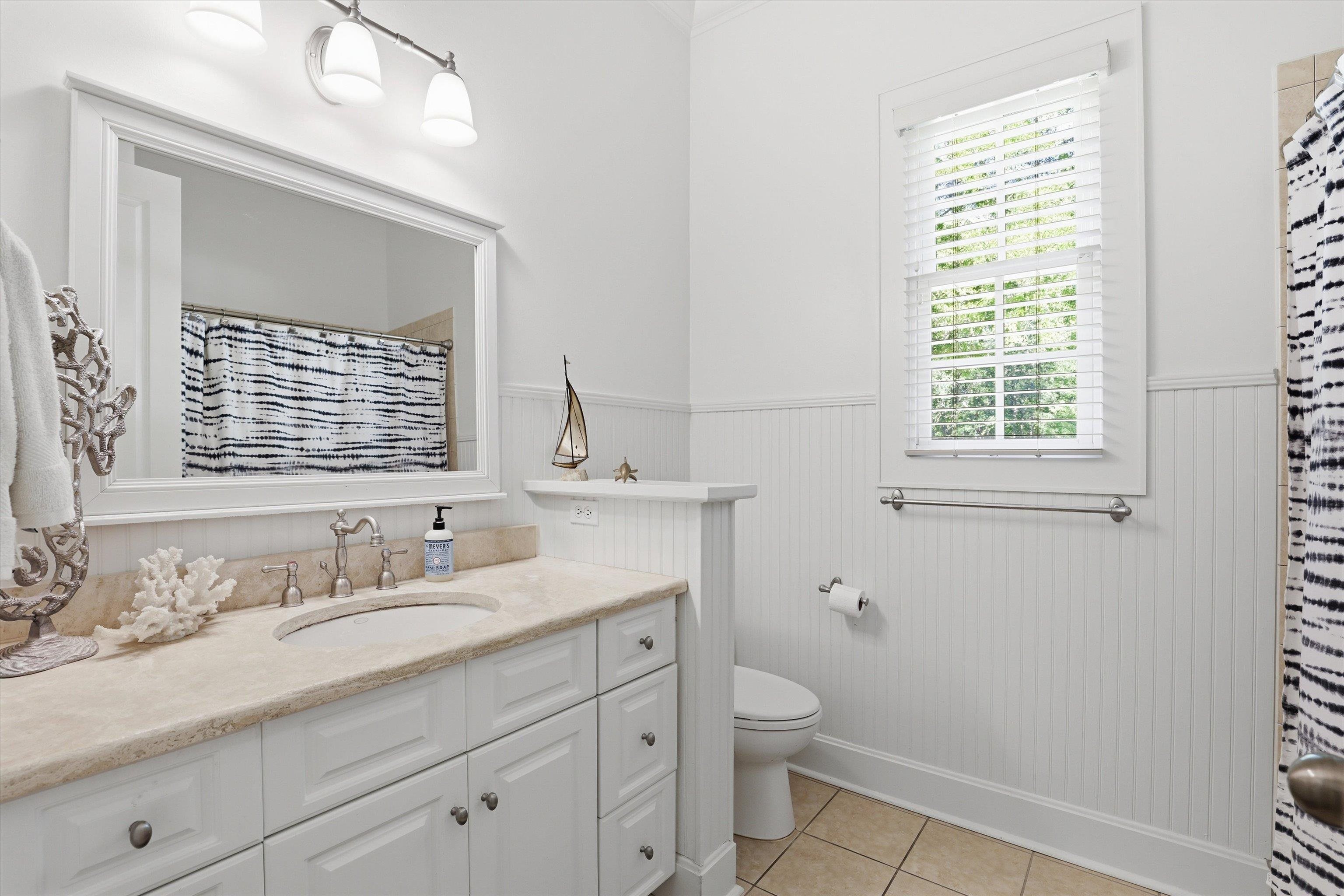 5992 Hardy Croom Court