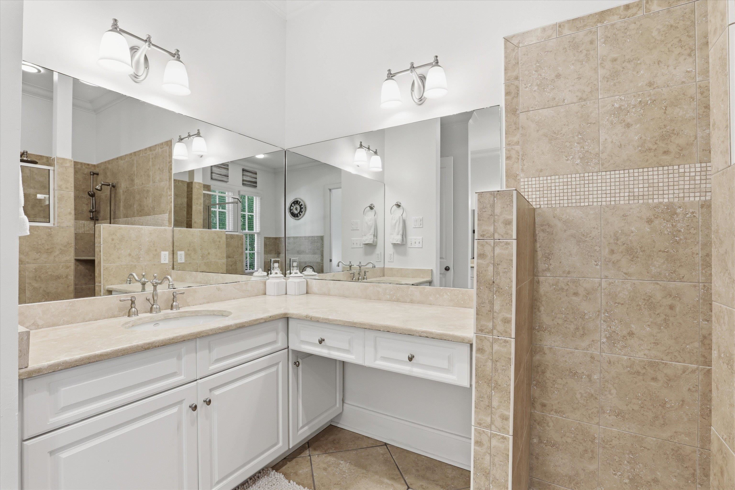 5992 Hardy Croom Court