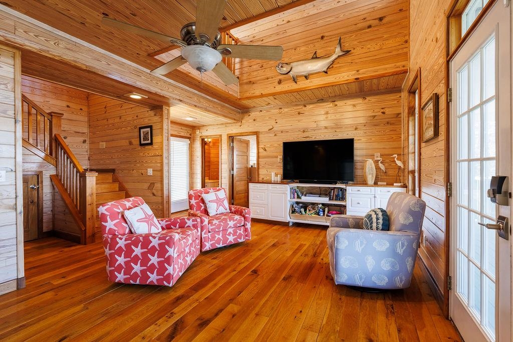 588 River Road