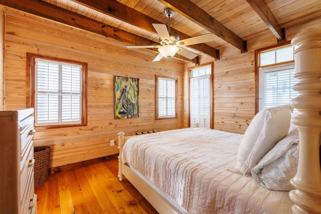588 River Road
