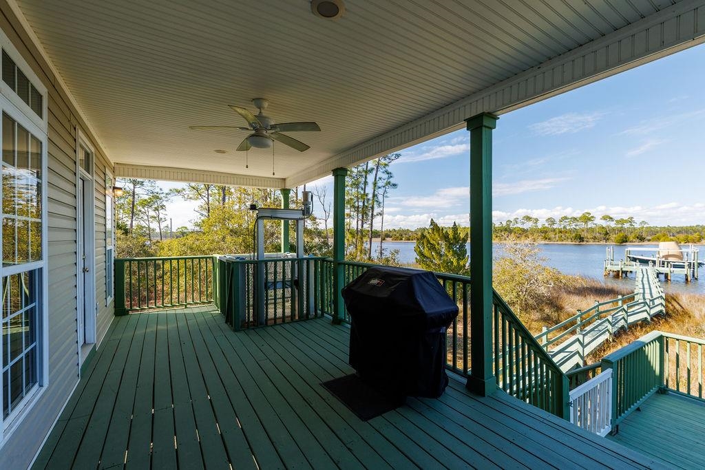 588 River Road