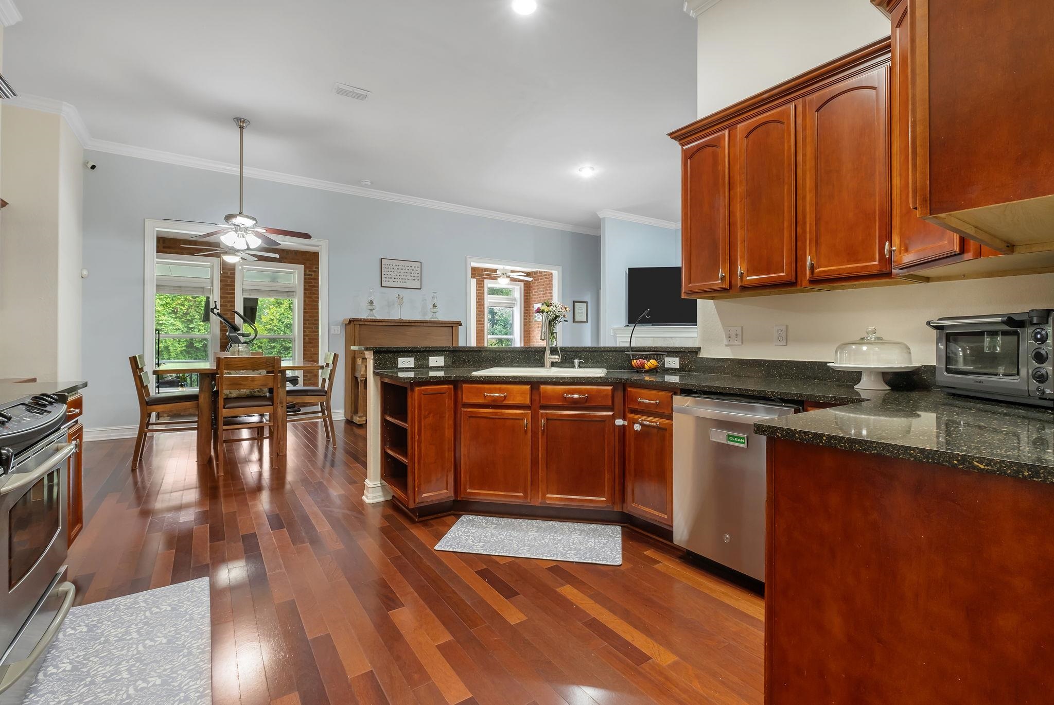 8060 PRESERVATION Road