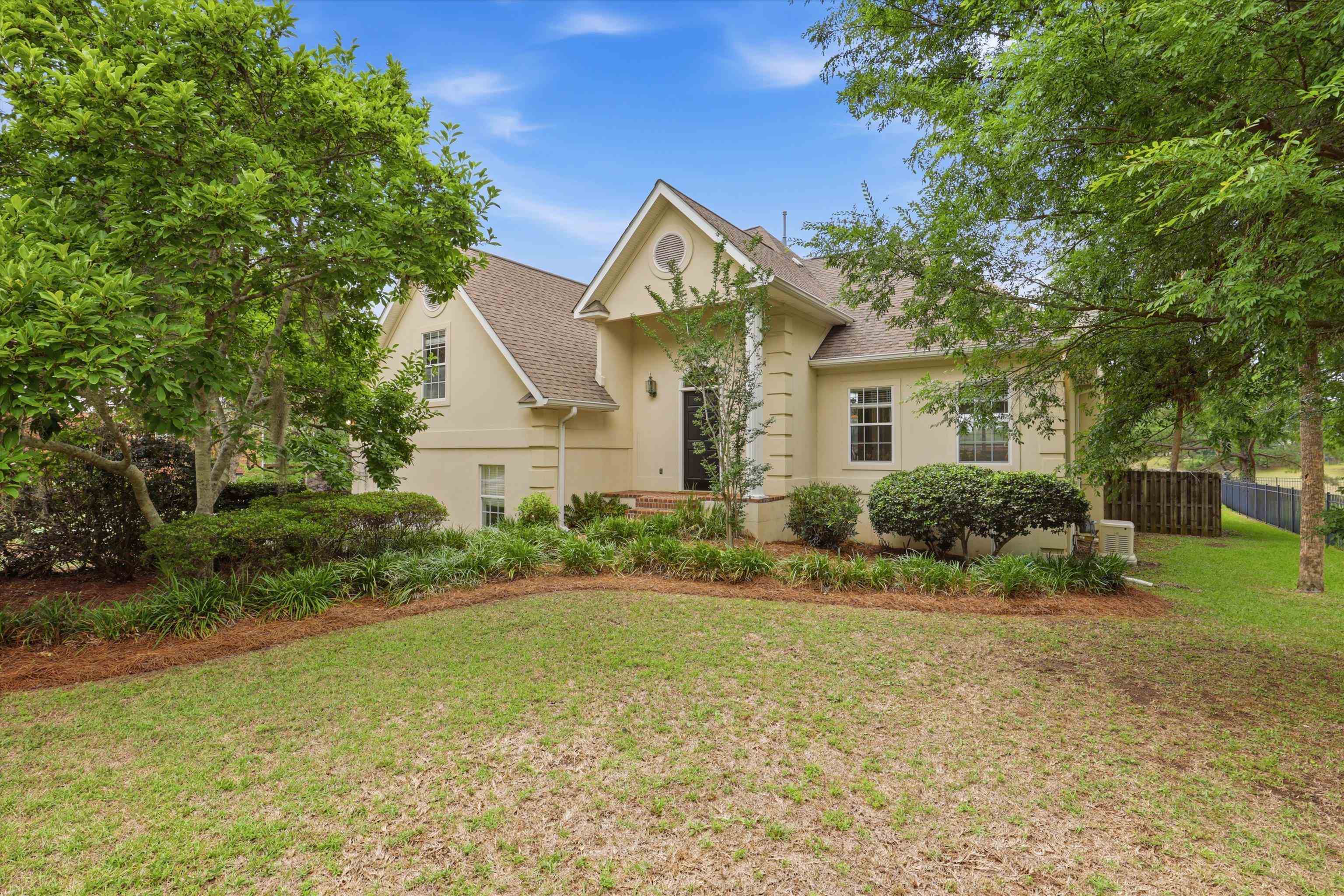 6352 Mallard Trace Drive