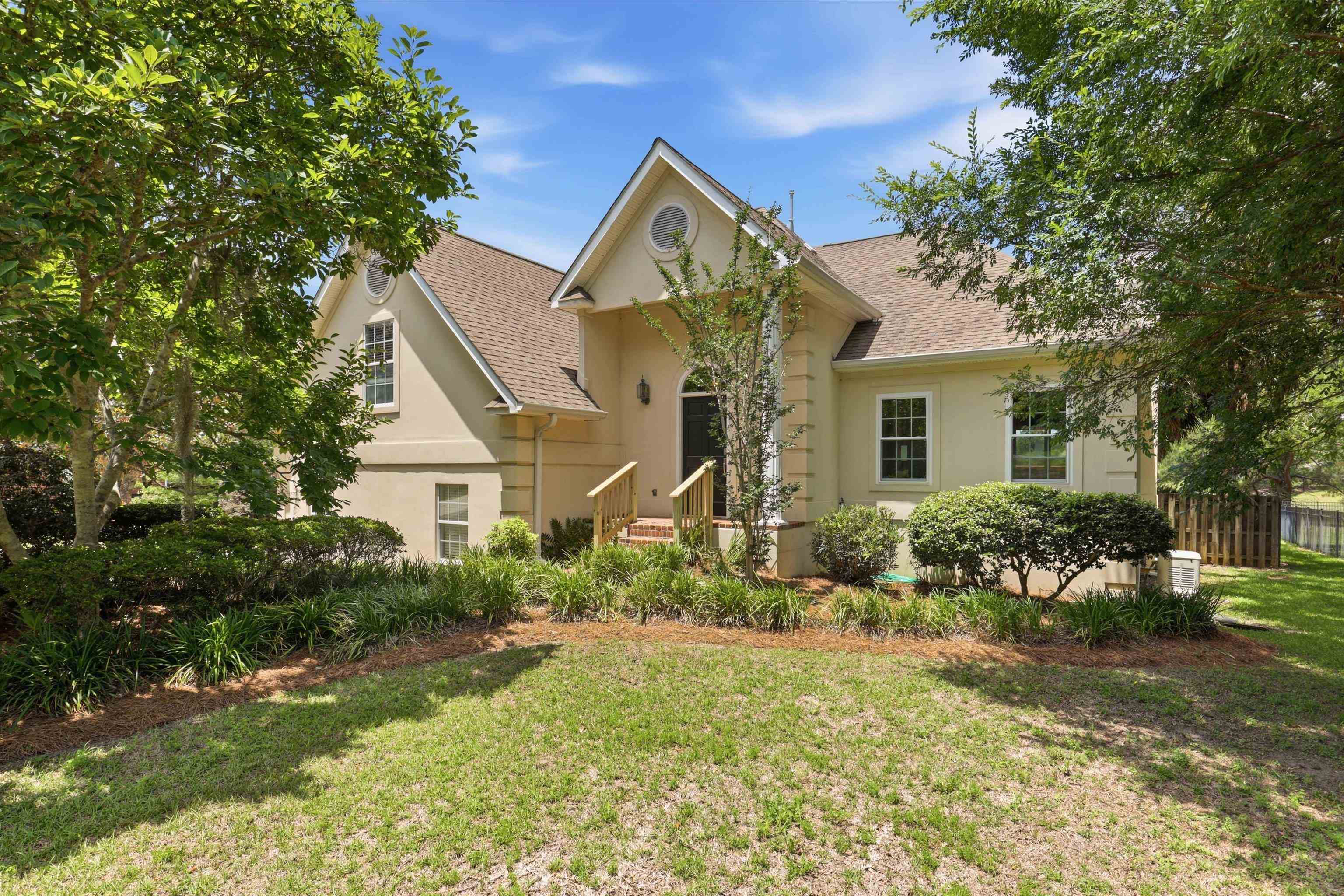6352 Mallard Trace Drive