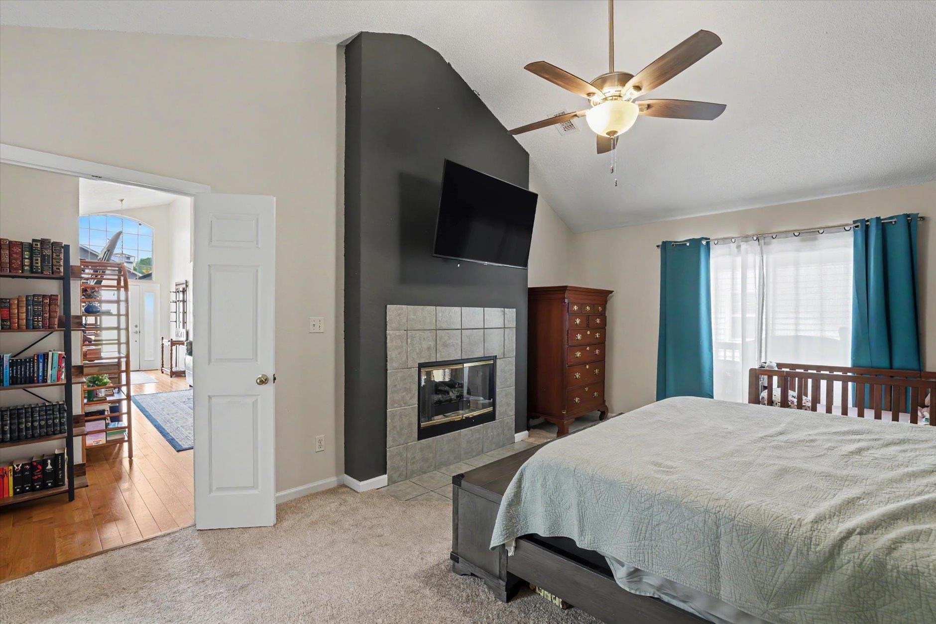 7049 Shady Grove Way
