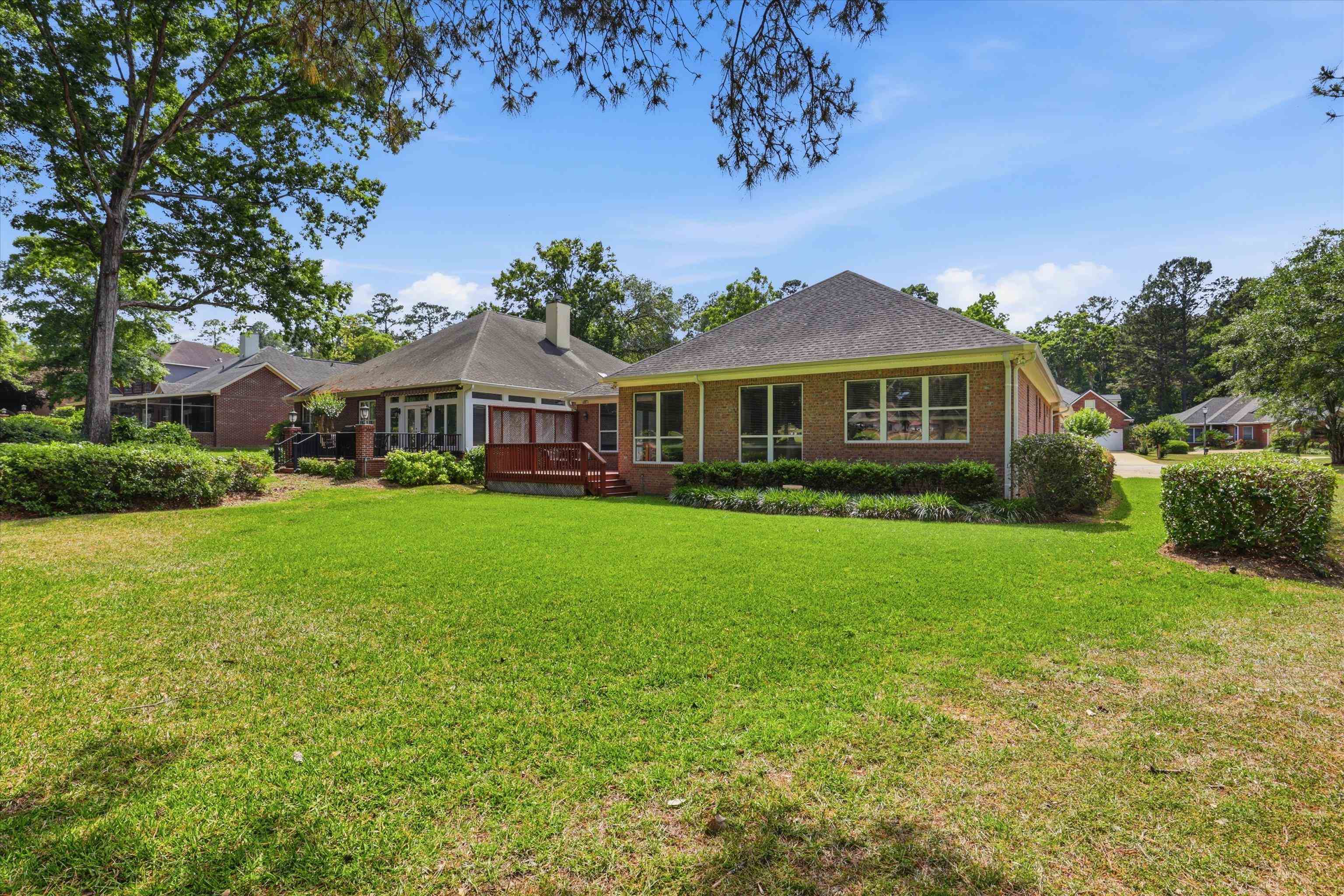 8987 Eagles Ridge Drive
