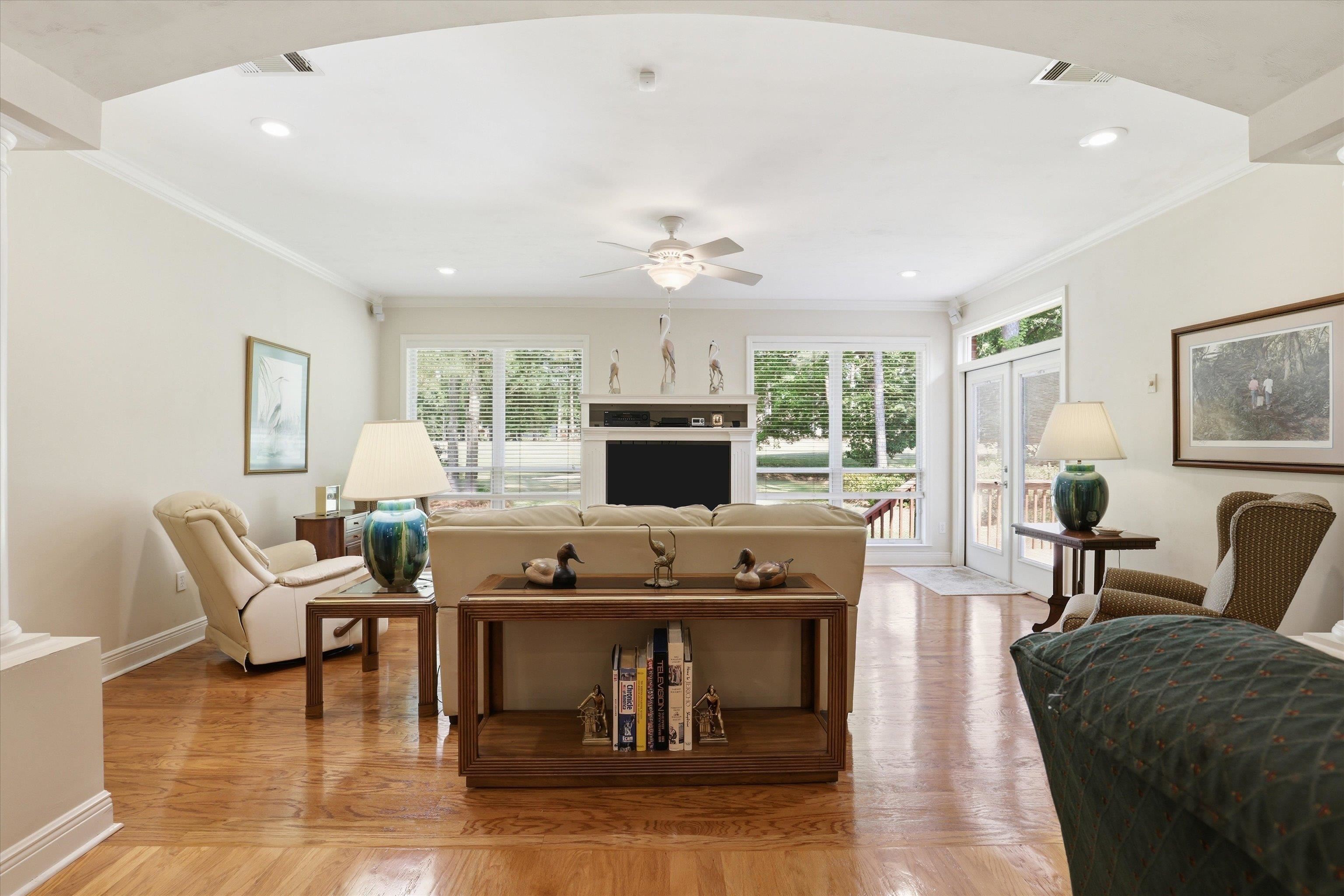 8987 Eagles Ridge Drive