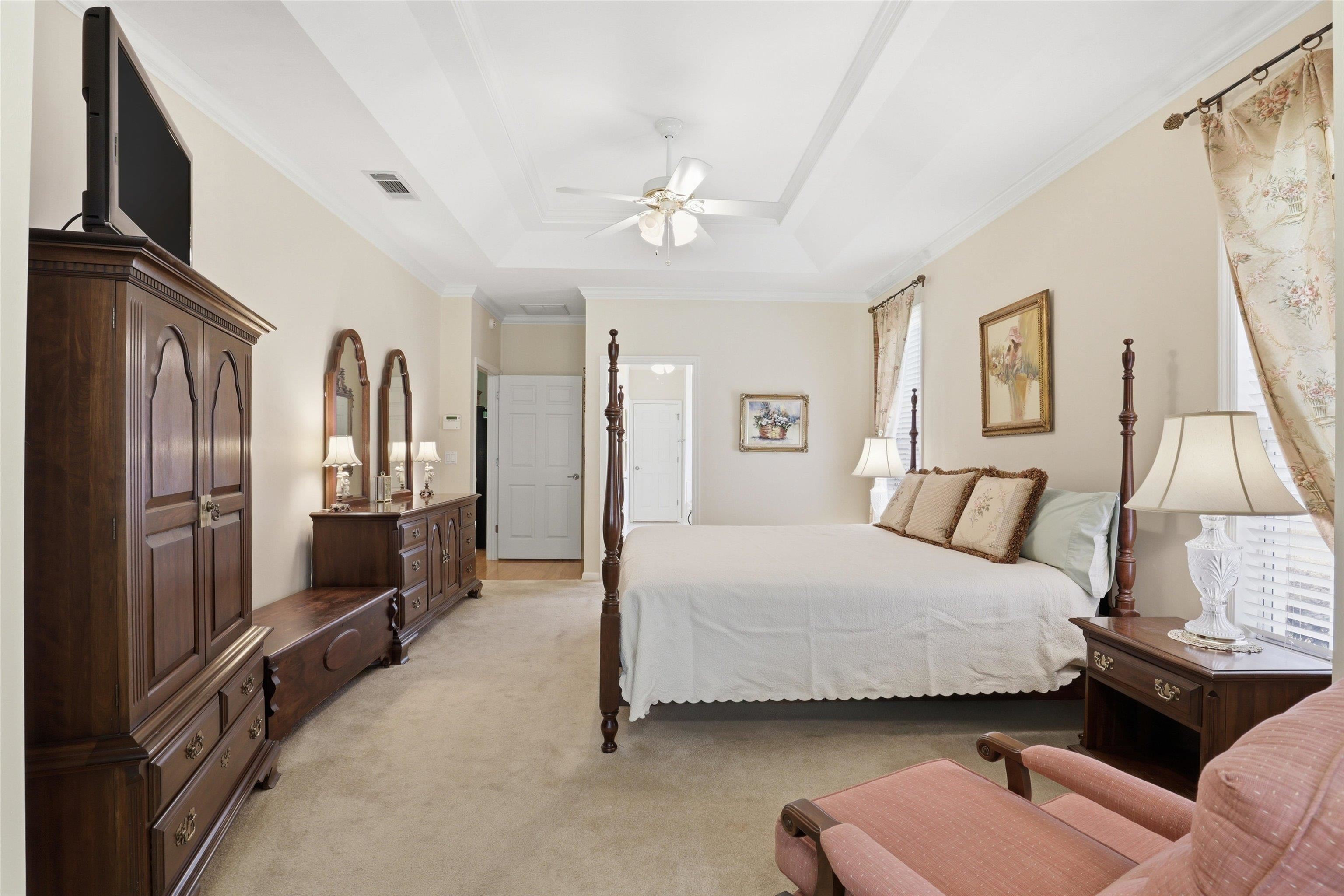 8987 Eagles Ridge Drive