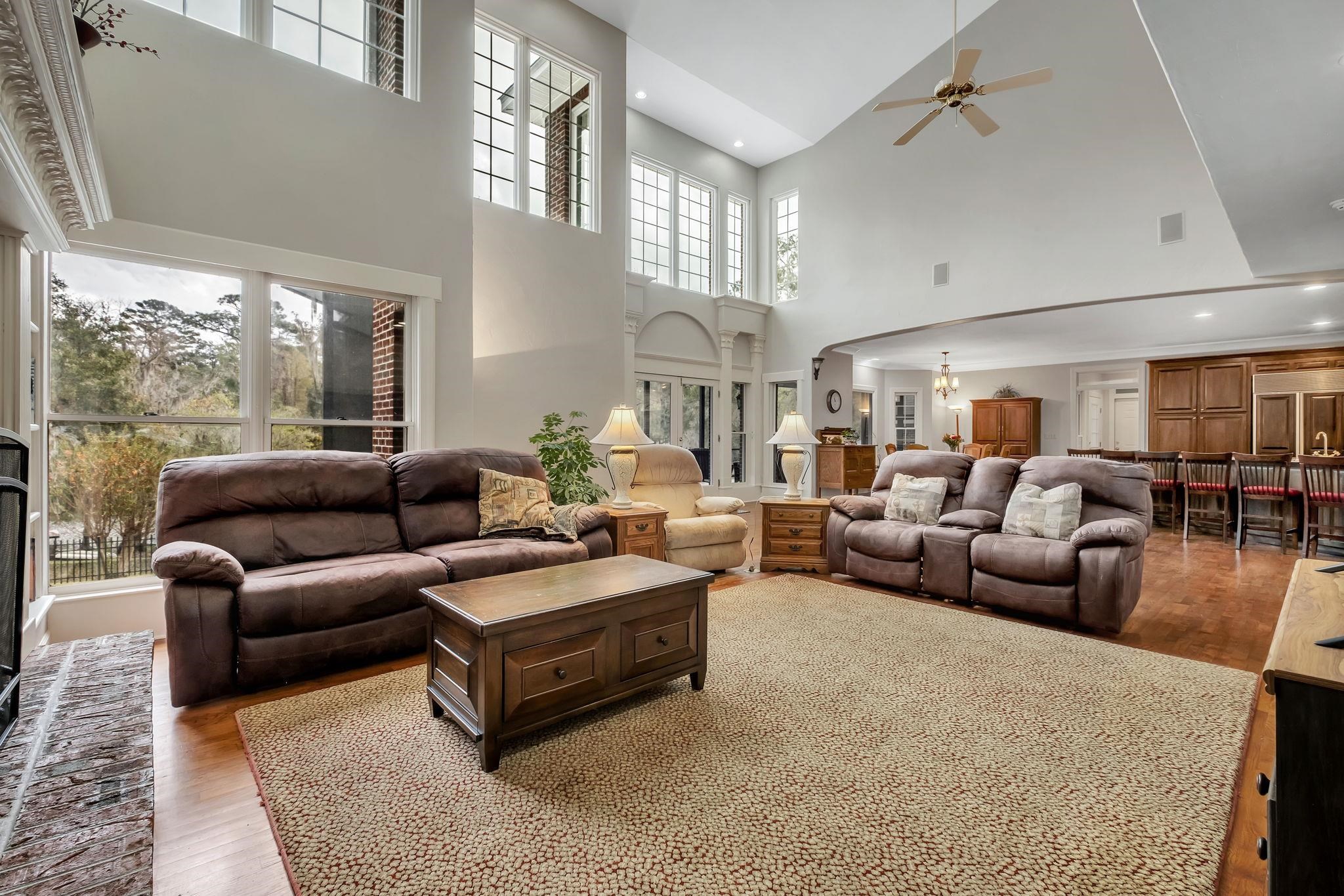 5351 Pembridge Place