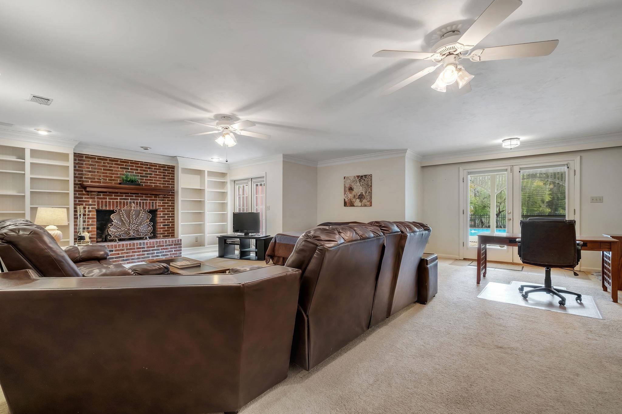 5351 Pembridge Place