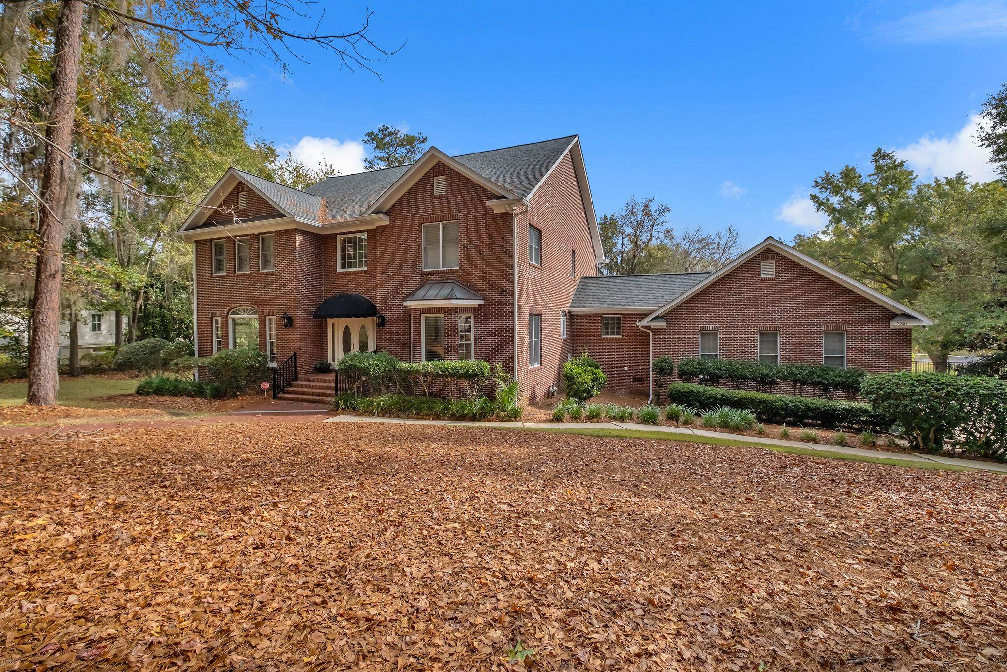 5351 Pembridge Place