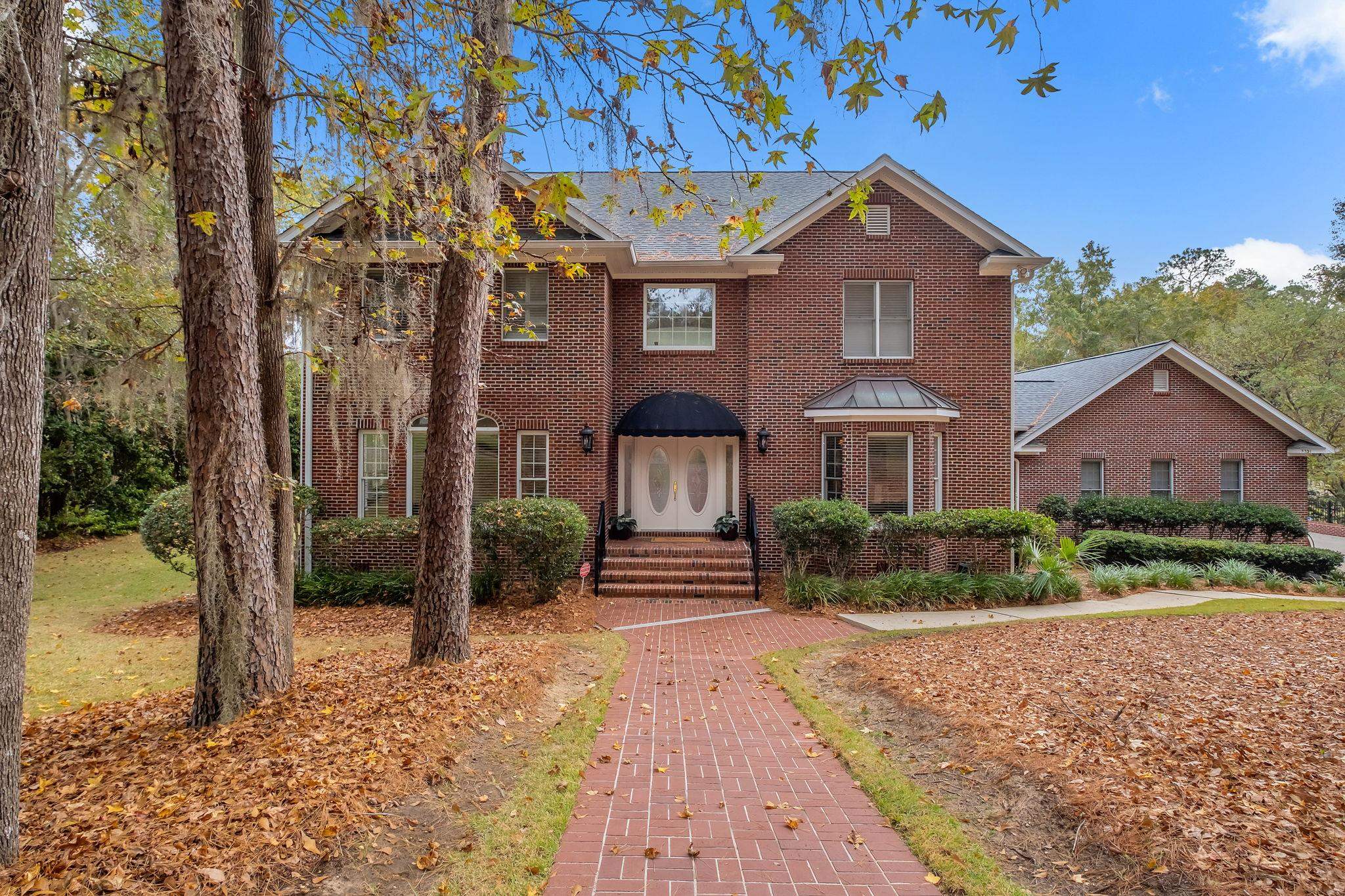 5351 Pembridge Place