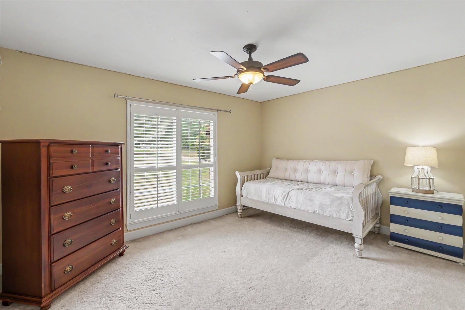 883 HILL ROOST Road