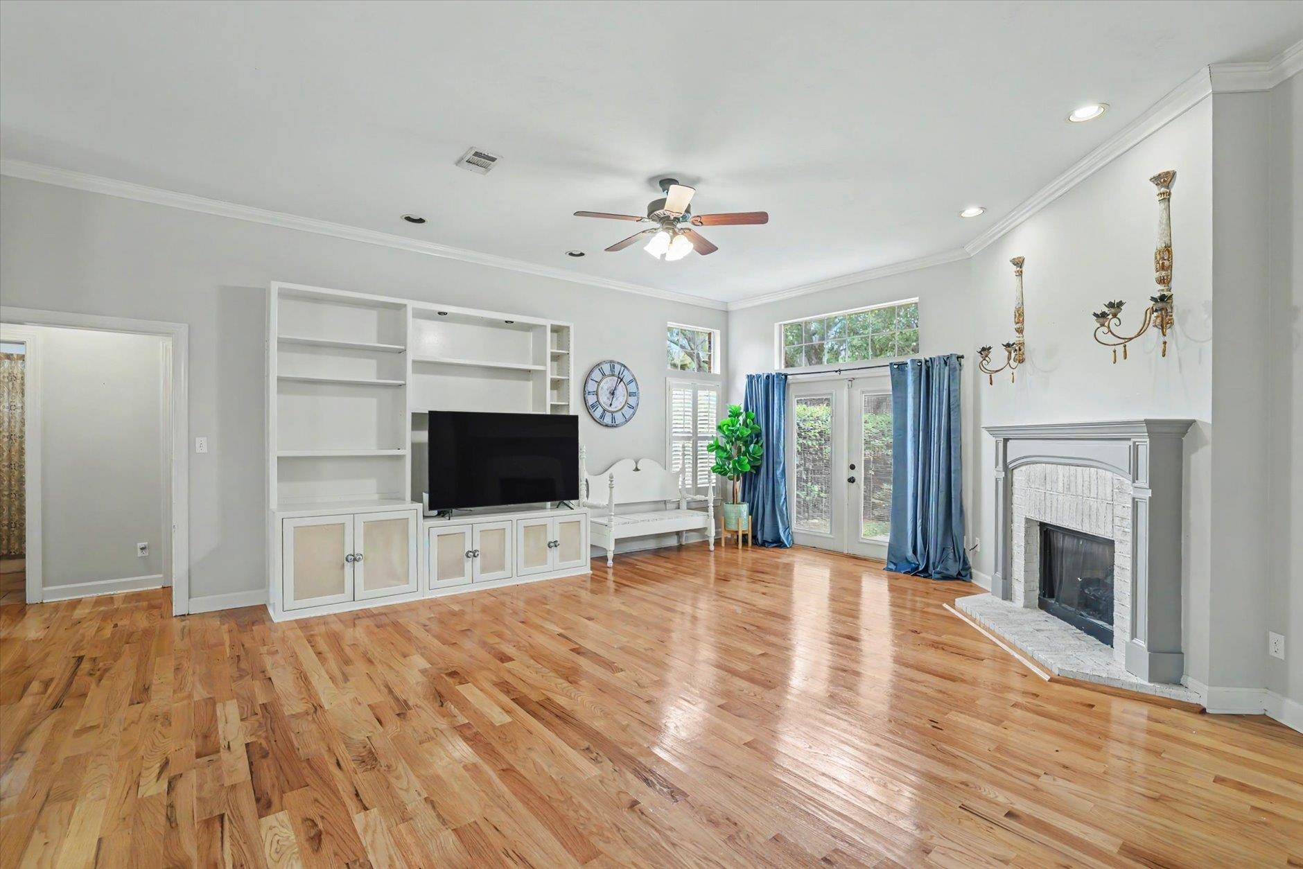 883 HILL ROOST Road