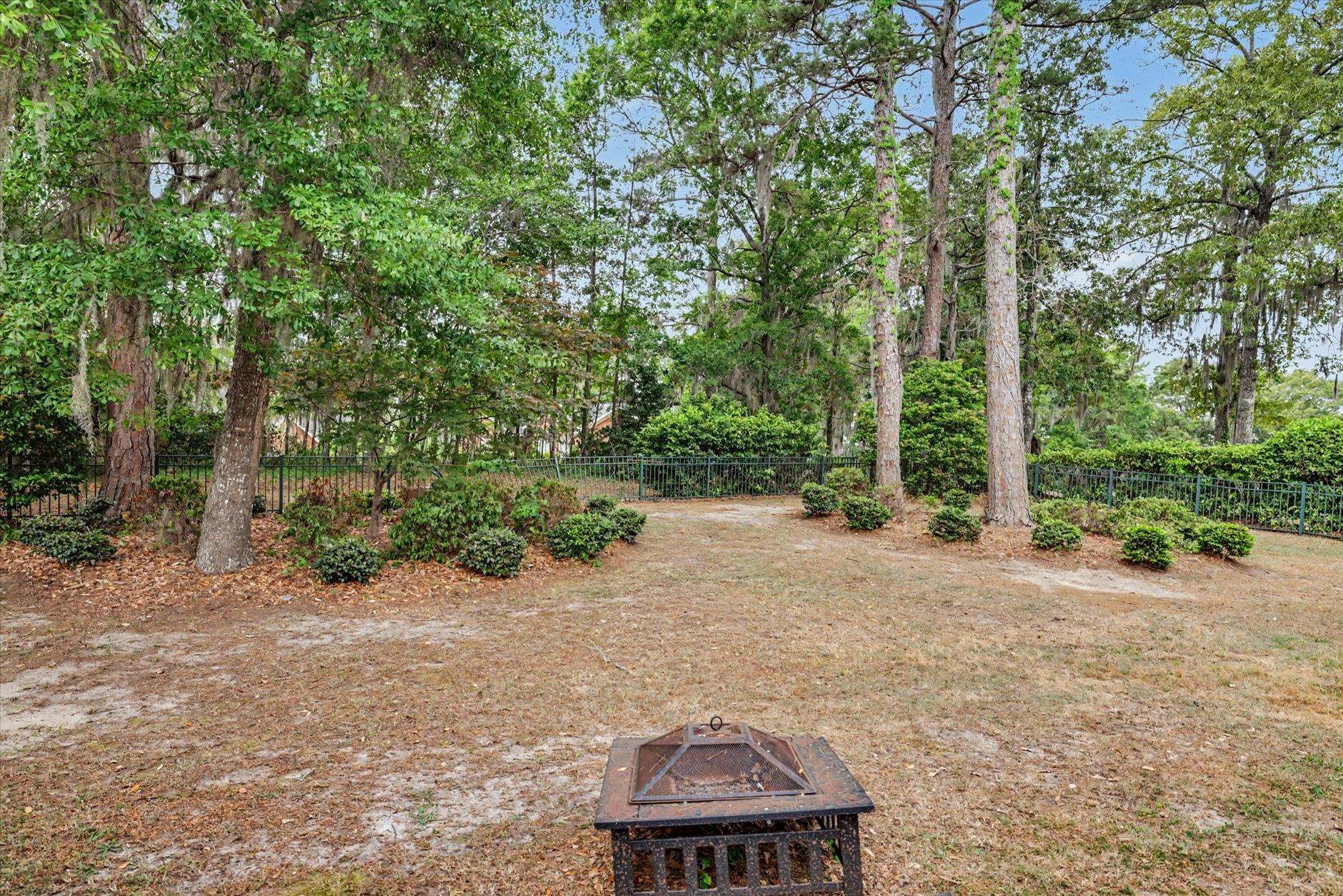 883 HILL ROOST Road