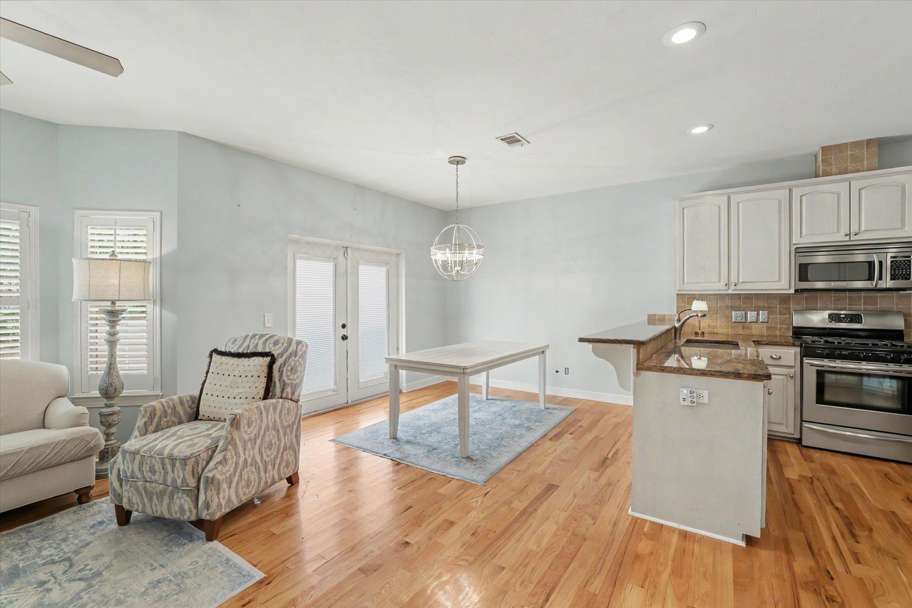 883 HILL ROOST Road