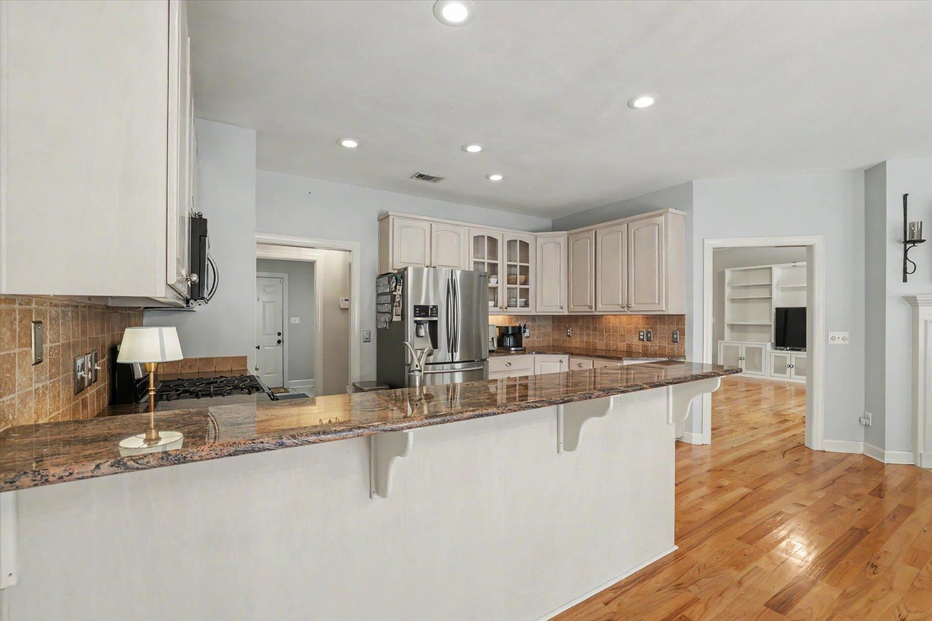 883 HILL ROOST Road