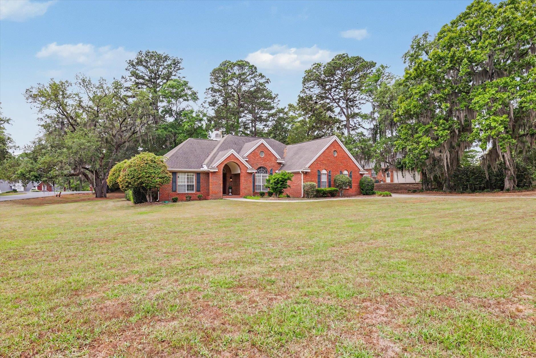 883 HILL ROOST Road