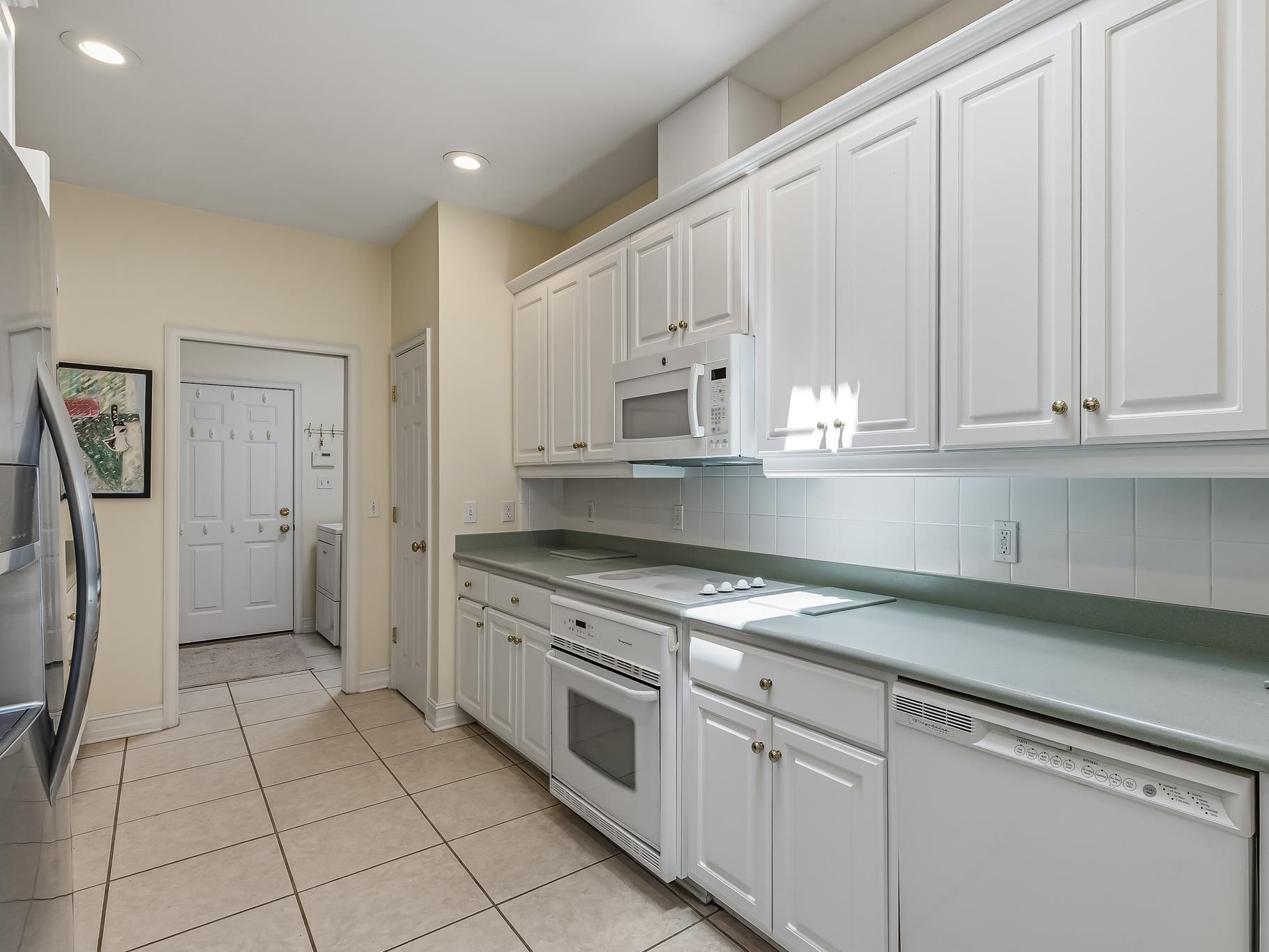3074 White Ibis Way