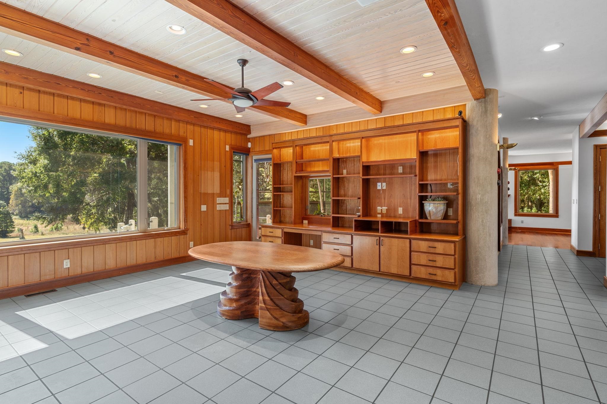 767 RHODEN COVE