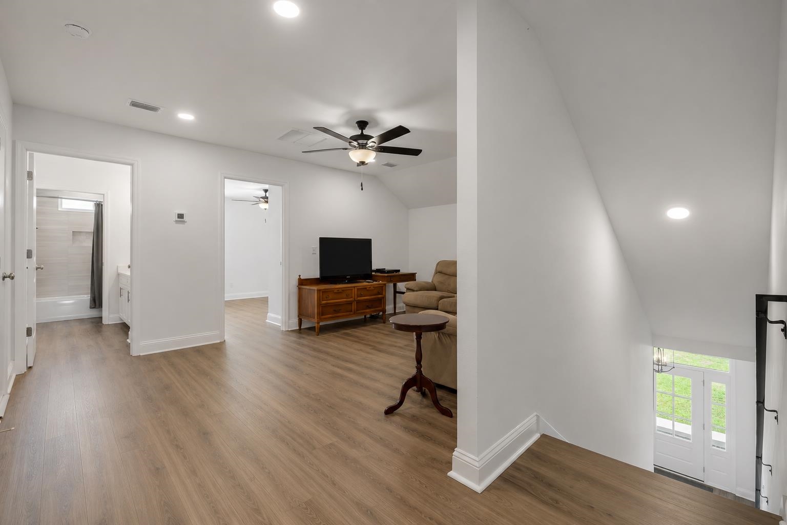 2383 SWEET MEADOW VIS