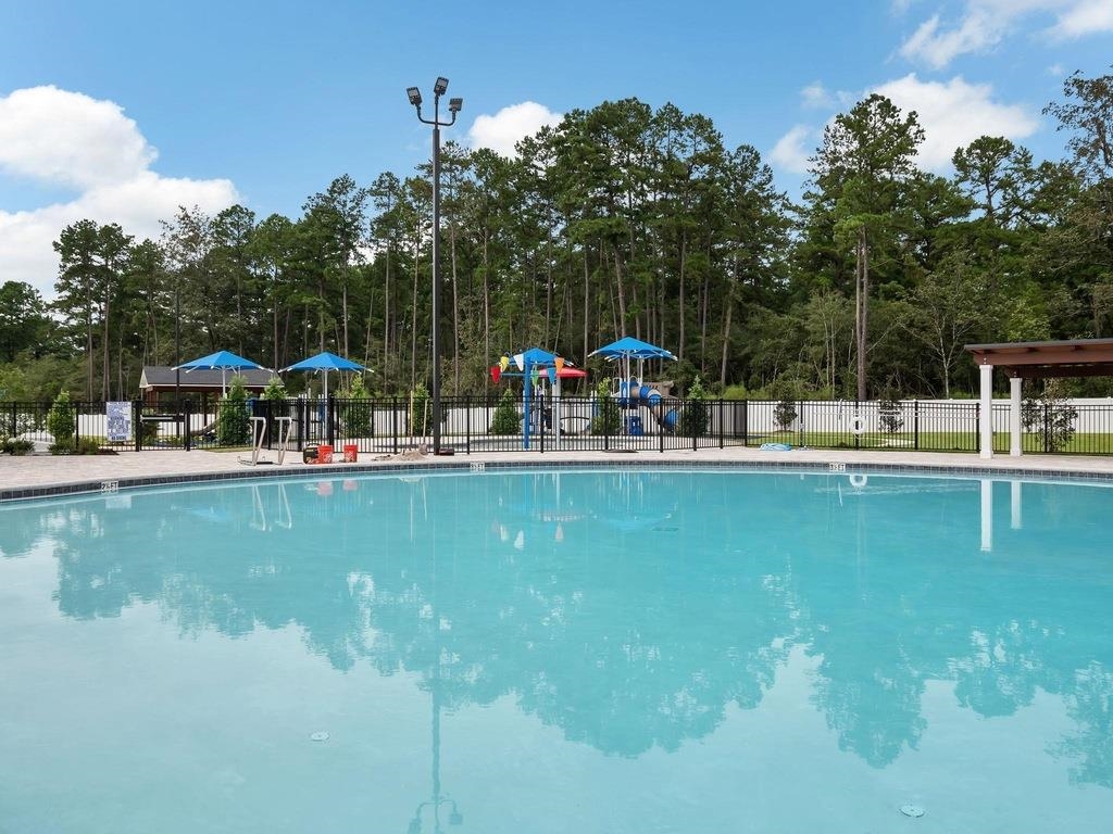 2383 SWEET MEADOW VIS