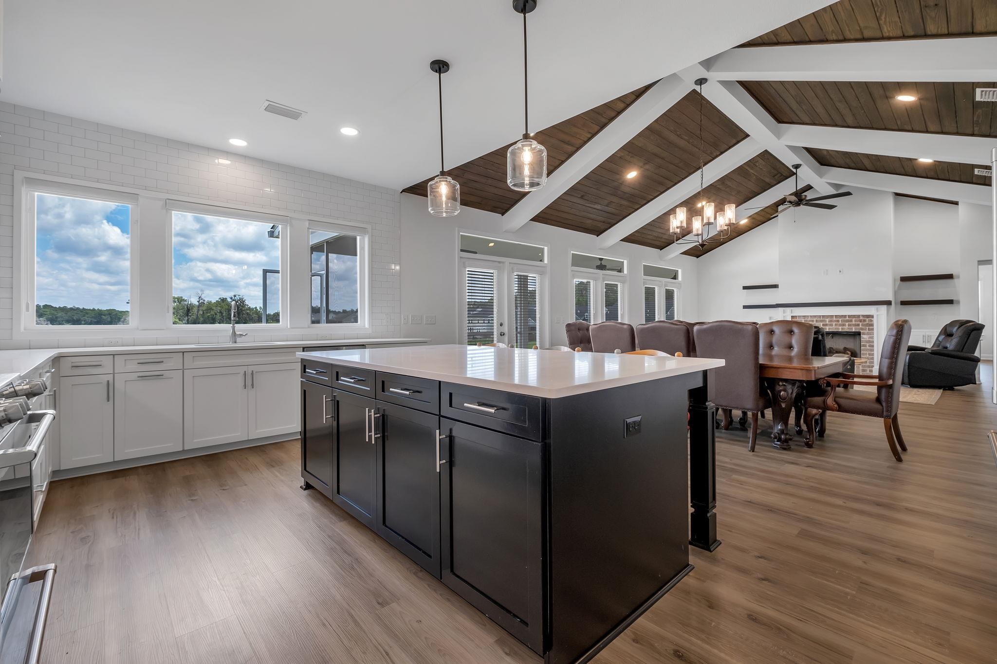 2383 SWEET MEADOW VIS