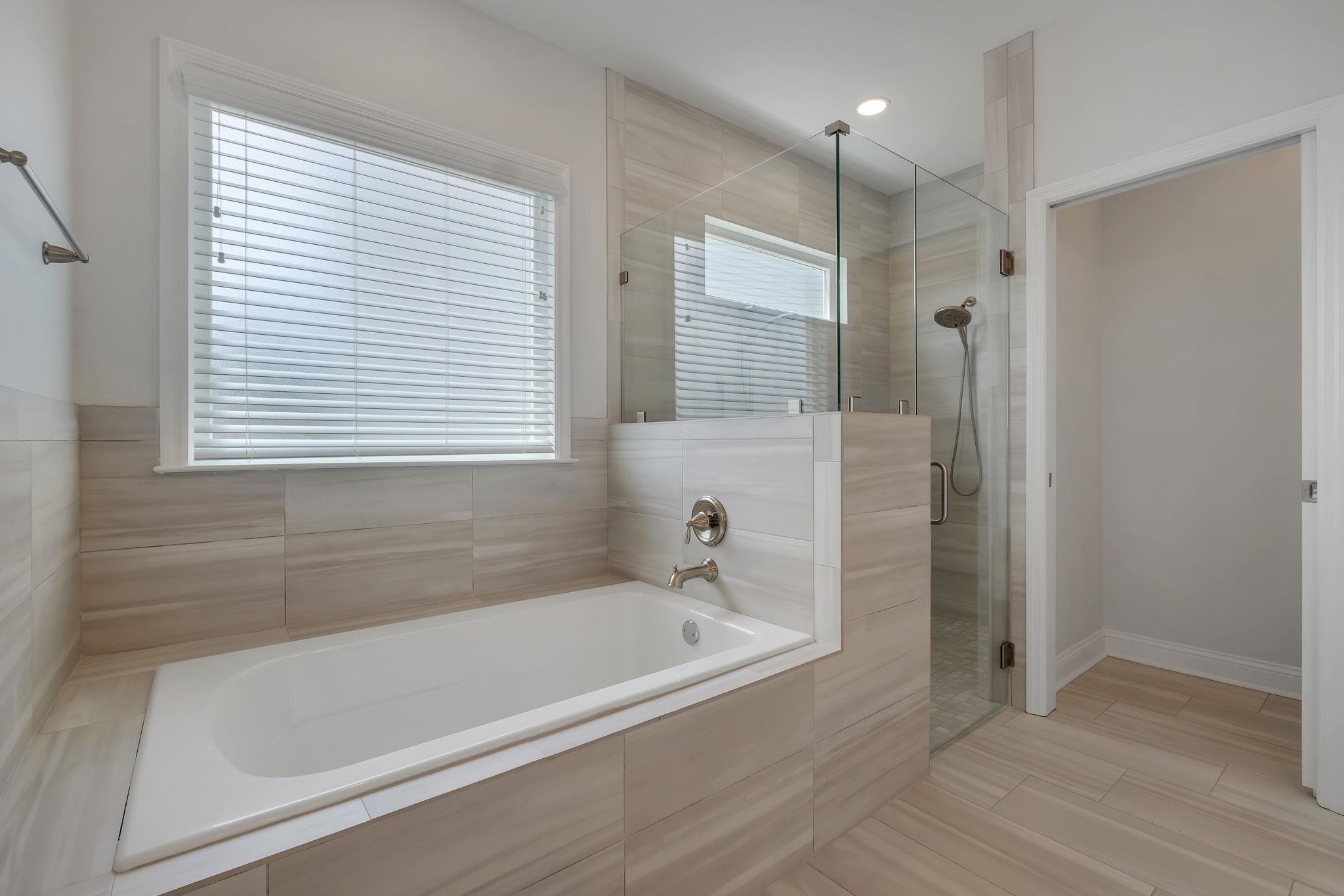 2383 SWEET MEADOW VIS