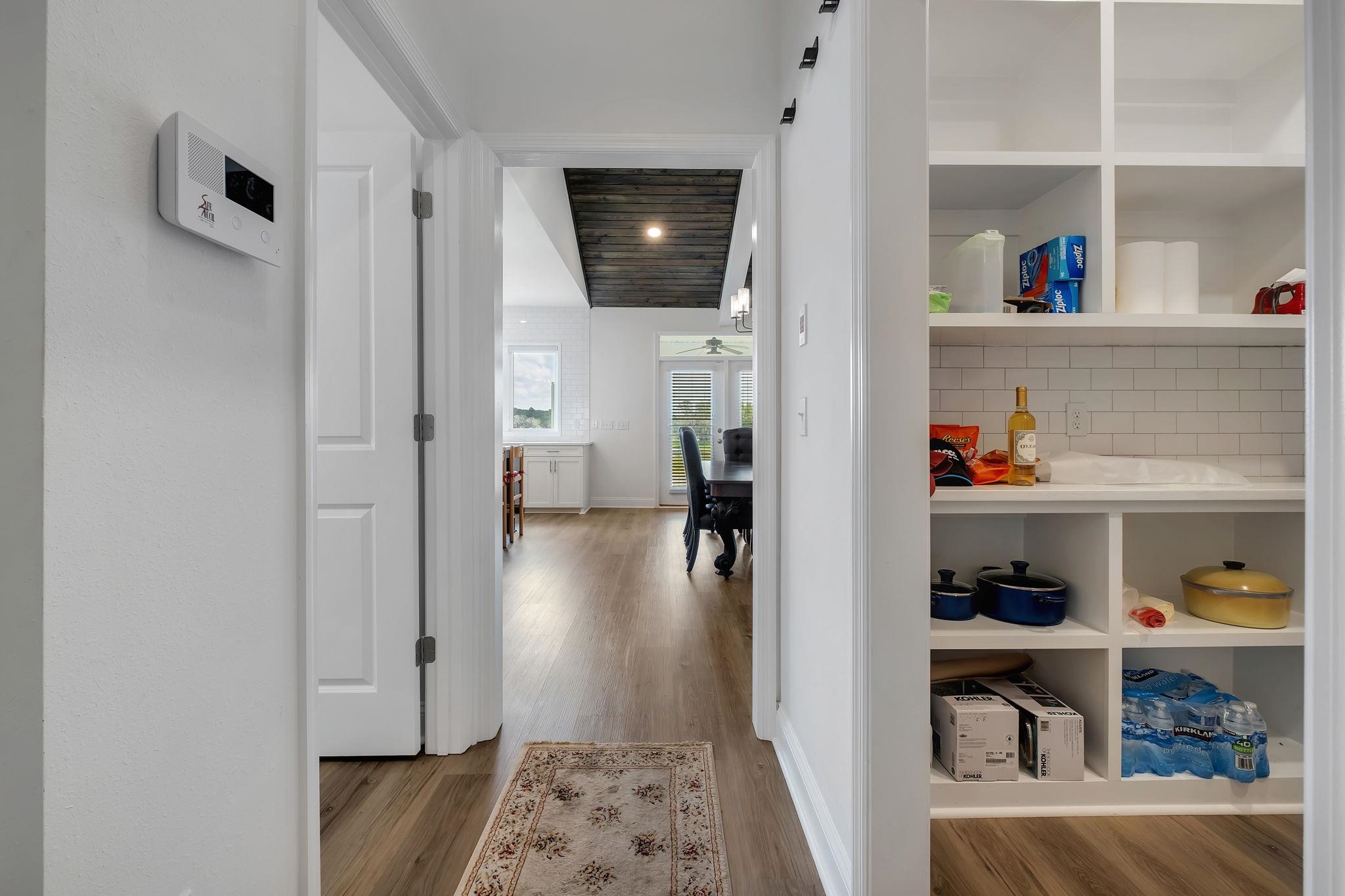 2383 SWEET MEADOW VIS