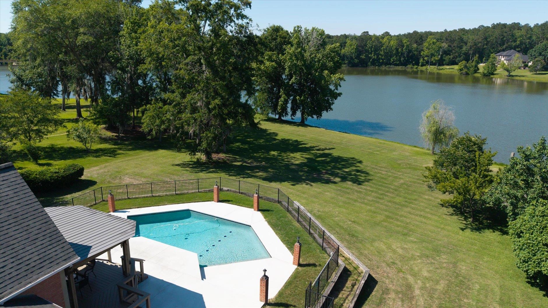 610 Summerbrooke Drive