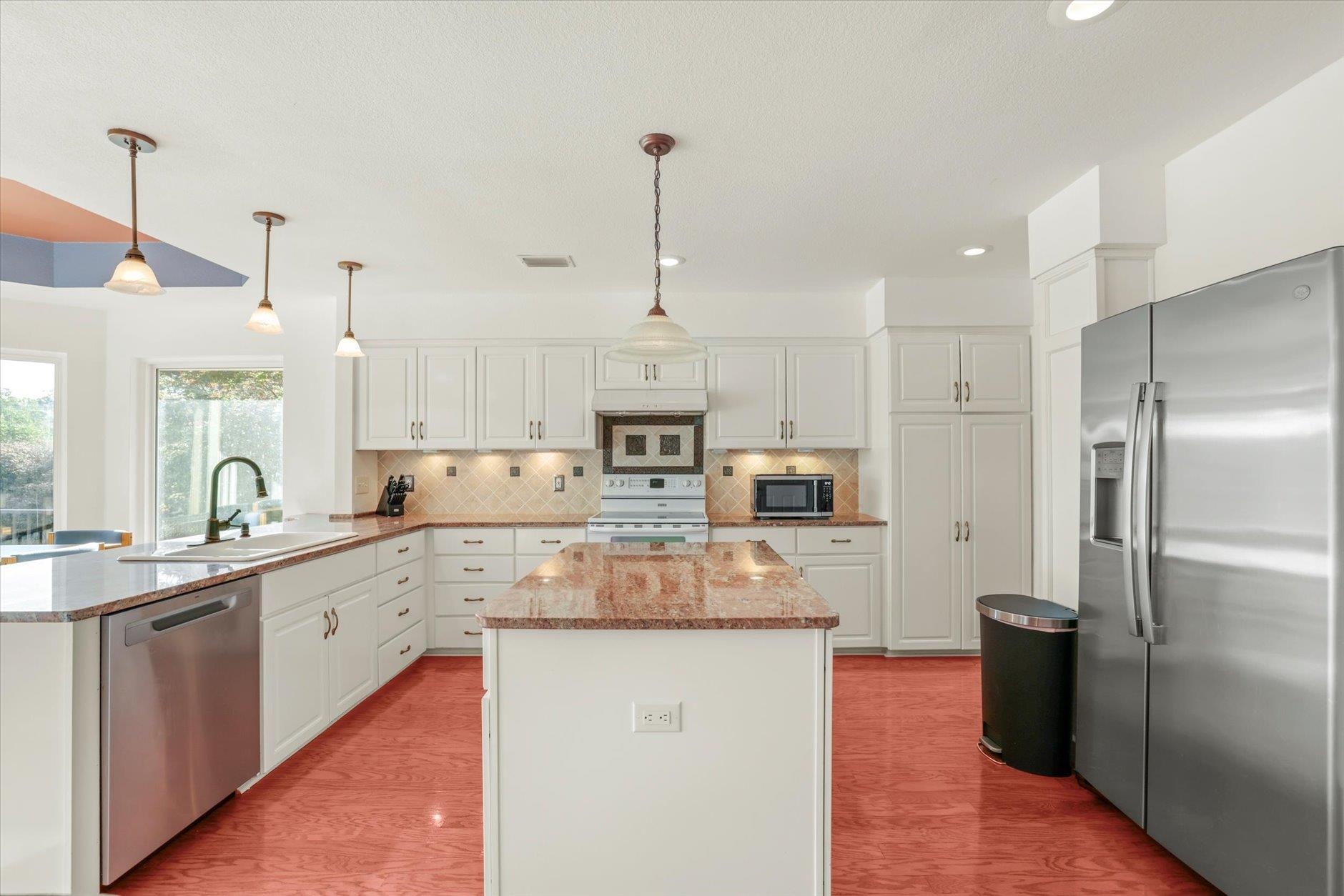 610 Summerbrooke Drive