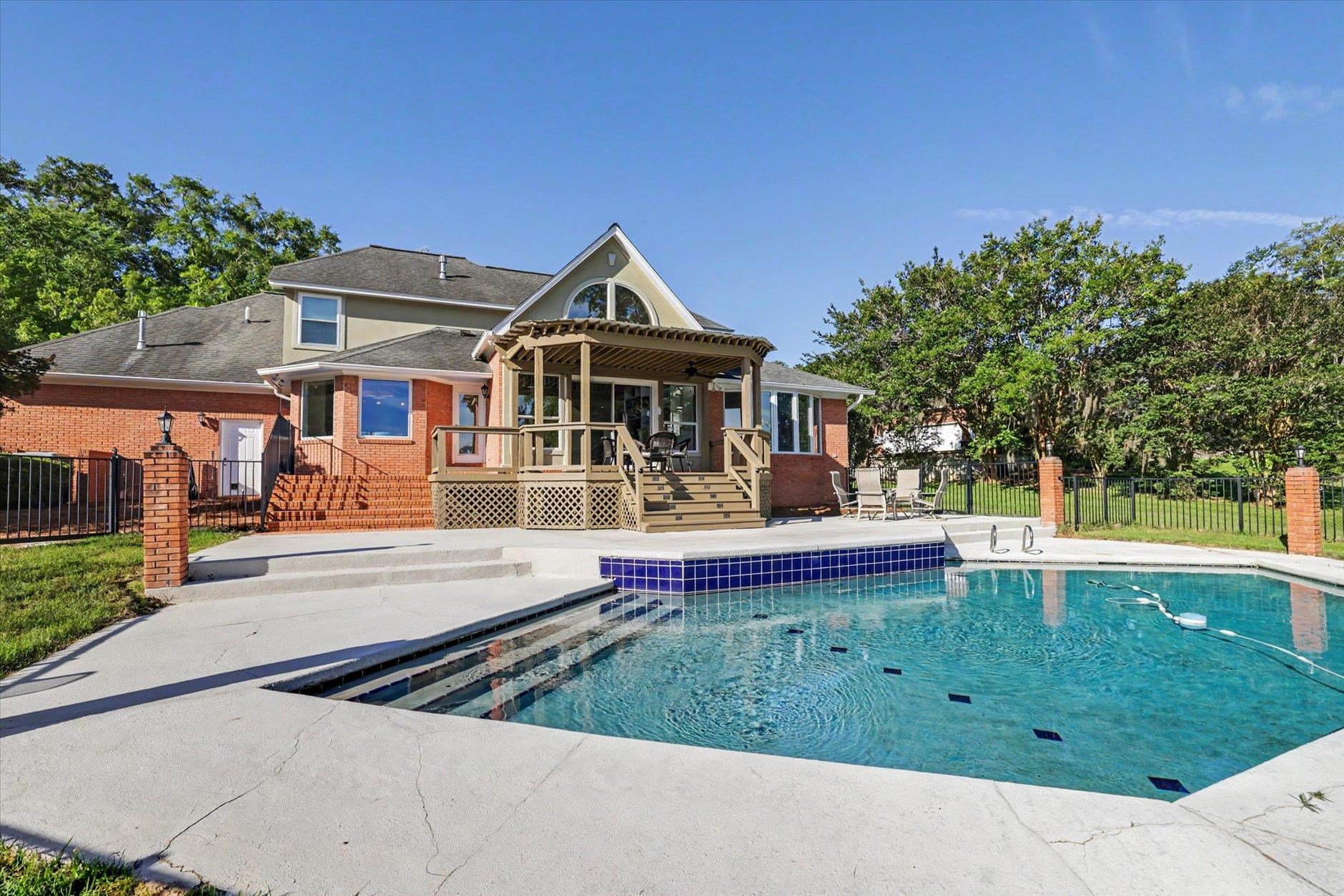 610 Summerbrooke Drive