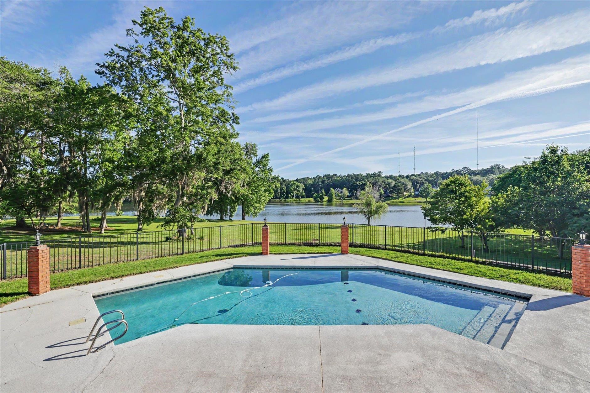 610 Summerbrooke Drive