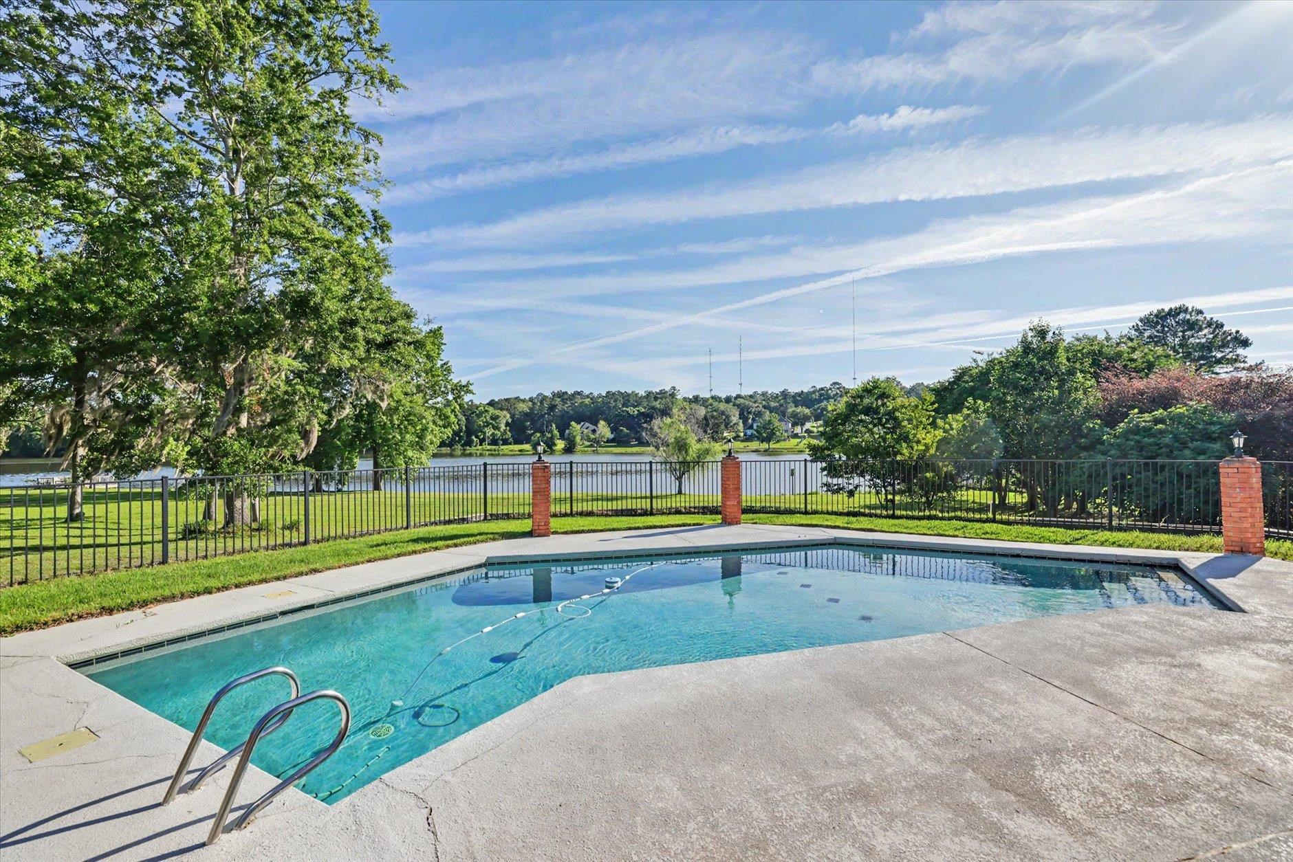 610 Summerbrooke Drive