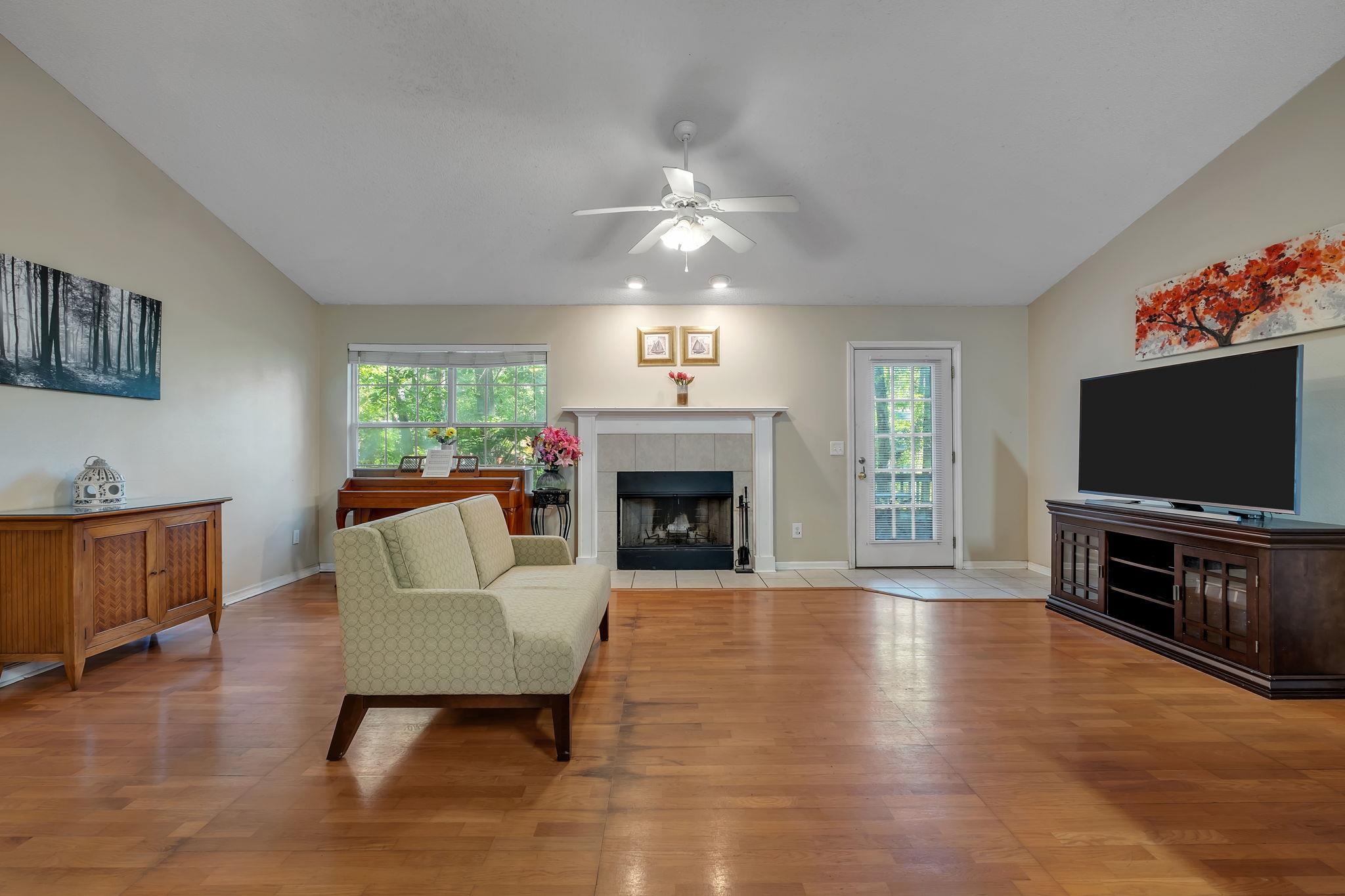 3324 Cherokee Ridge Trail