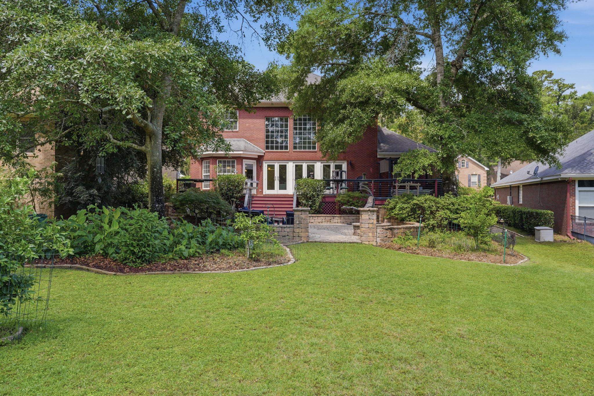 8979 EAGLES RIDGE Drive